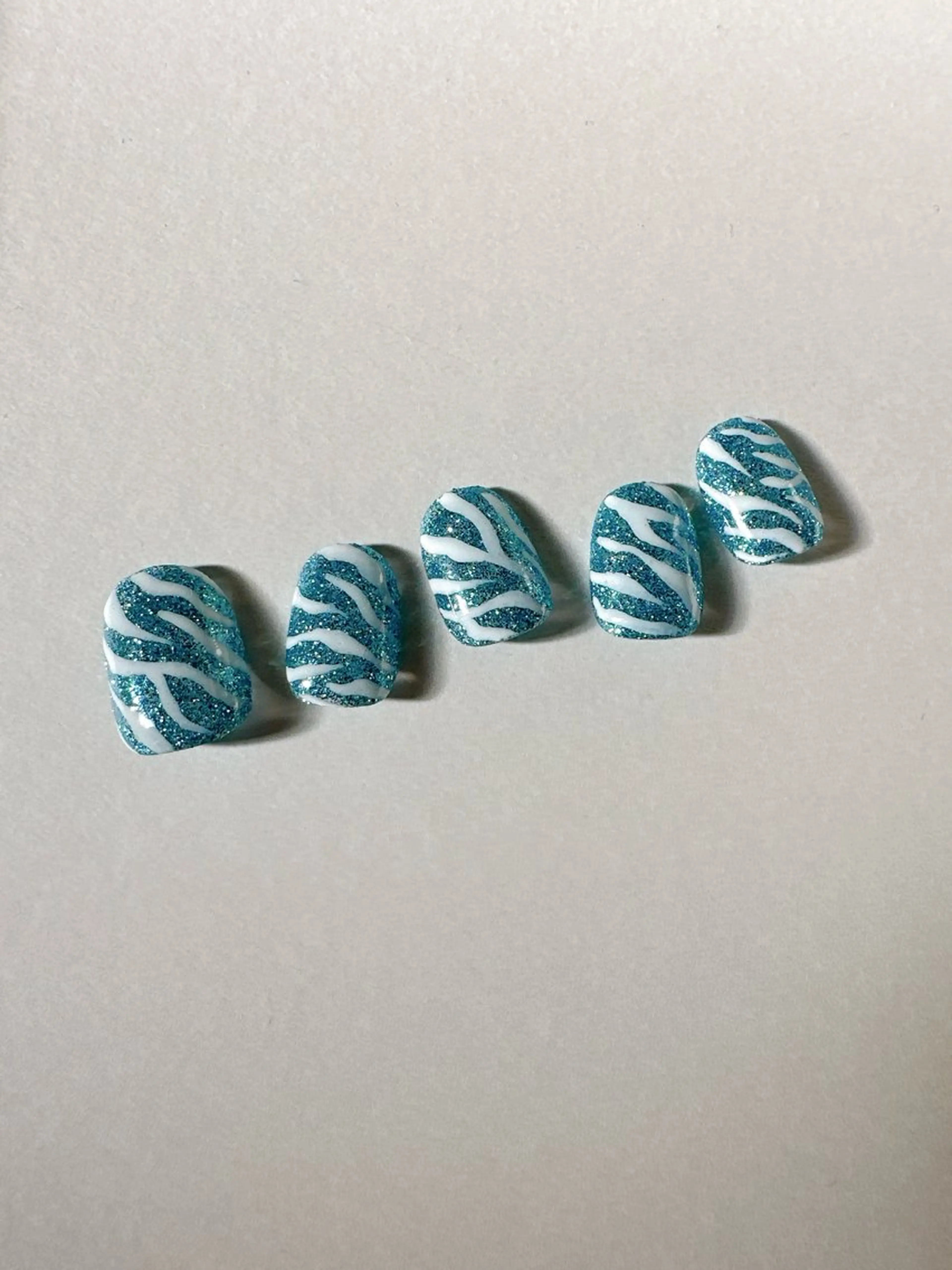 ネイル アニマル柄 フラッシュネイル NOAHL所属・asuka🍋 ネイルモデル募集中のネイルデザイン