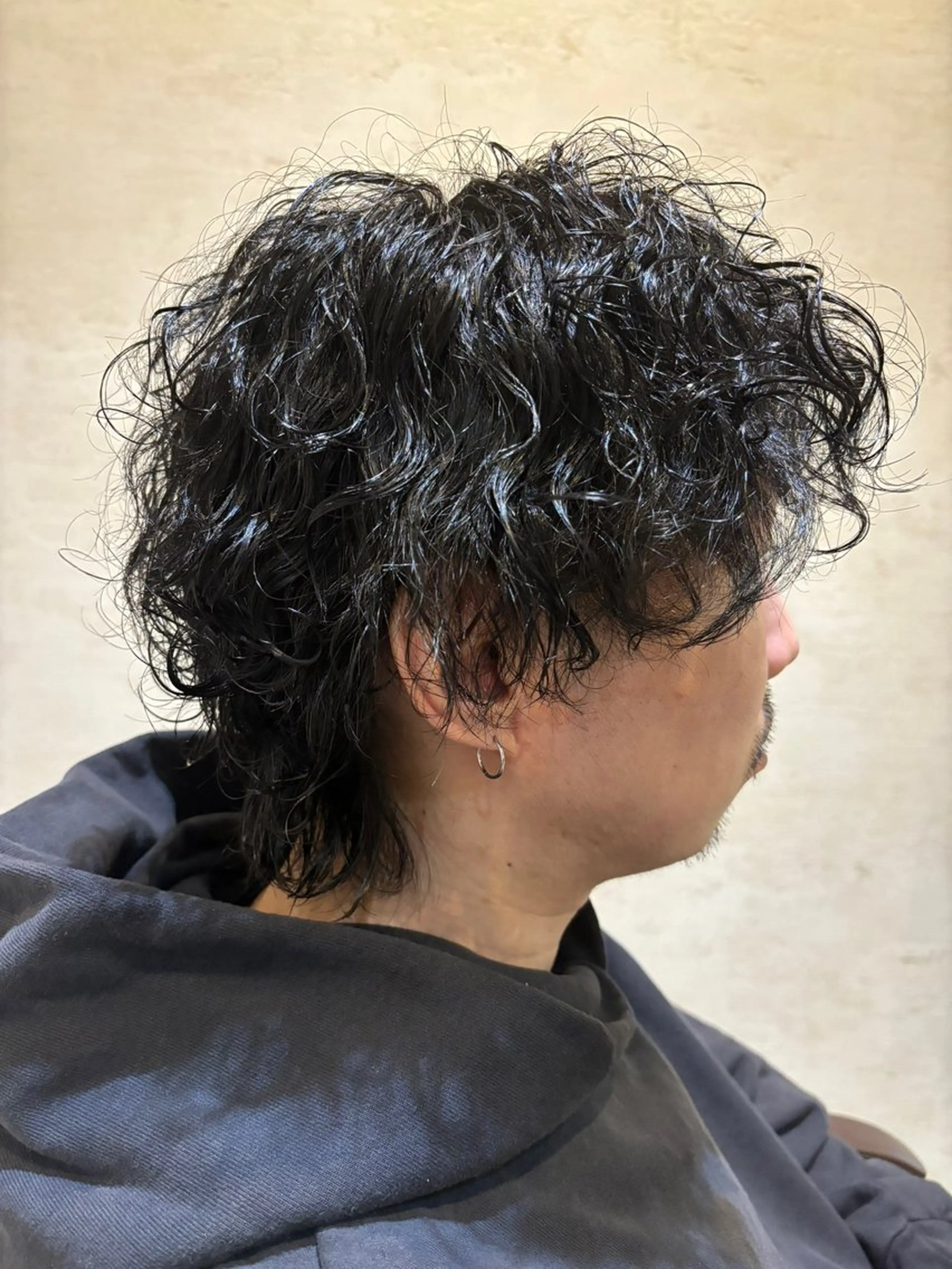 ミディアム カット パーマ Beat+所属・beat 磯谷のヘアスタイル