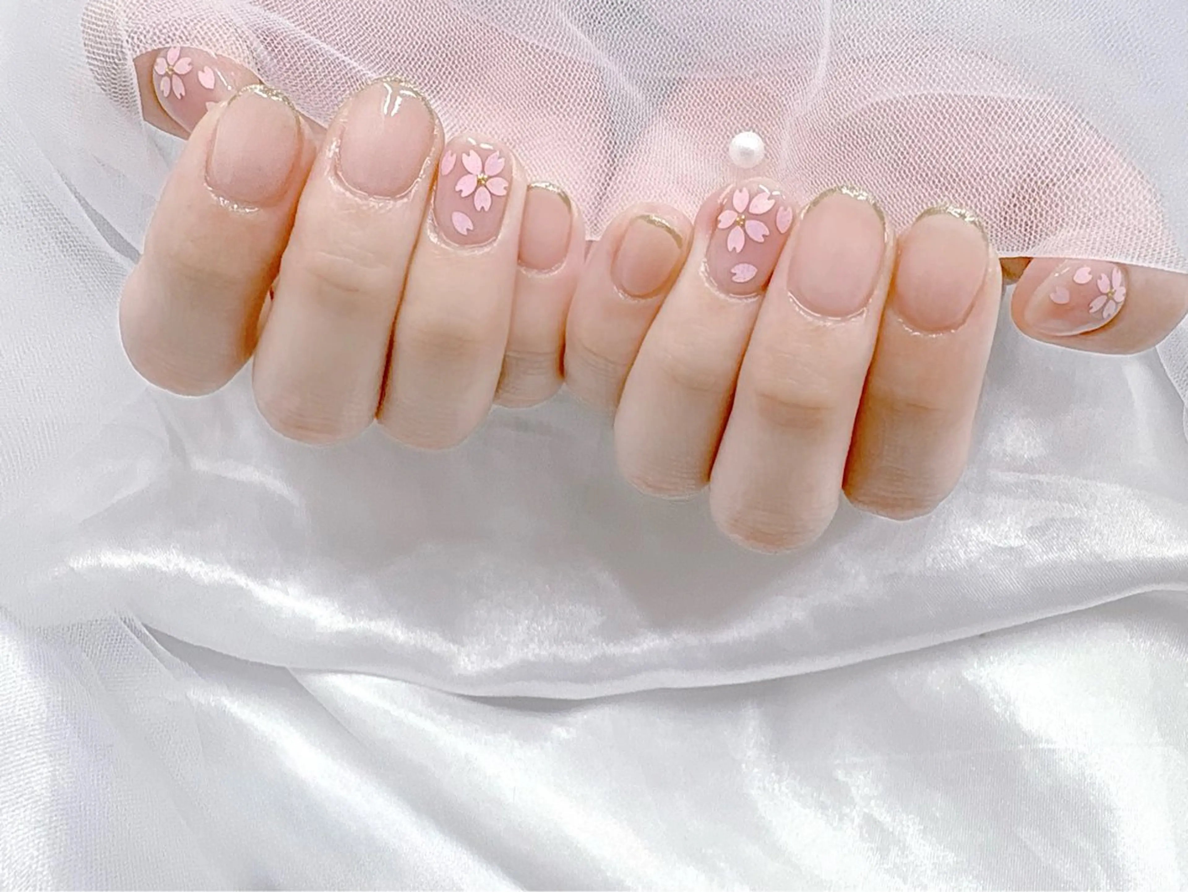 ネイル ハンドネイル ハンドケア Regene ARAKIのネイルデザイン