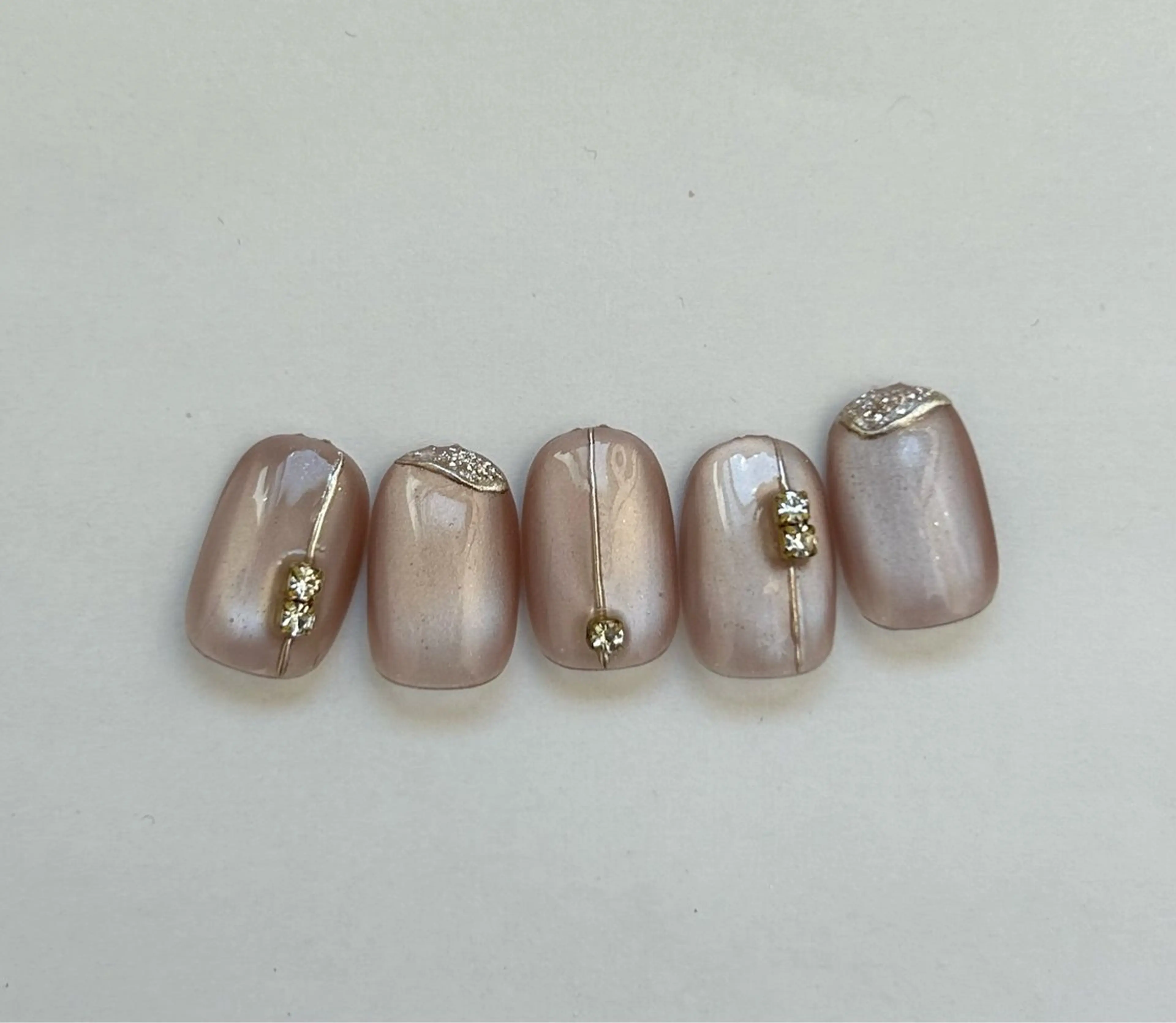 ネイル ハンドネイル Ray. Maayaのネイルデザイン