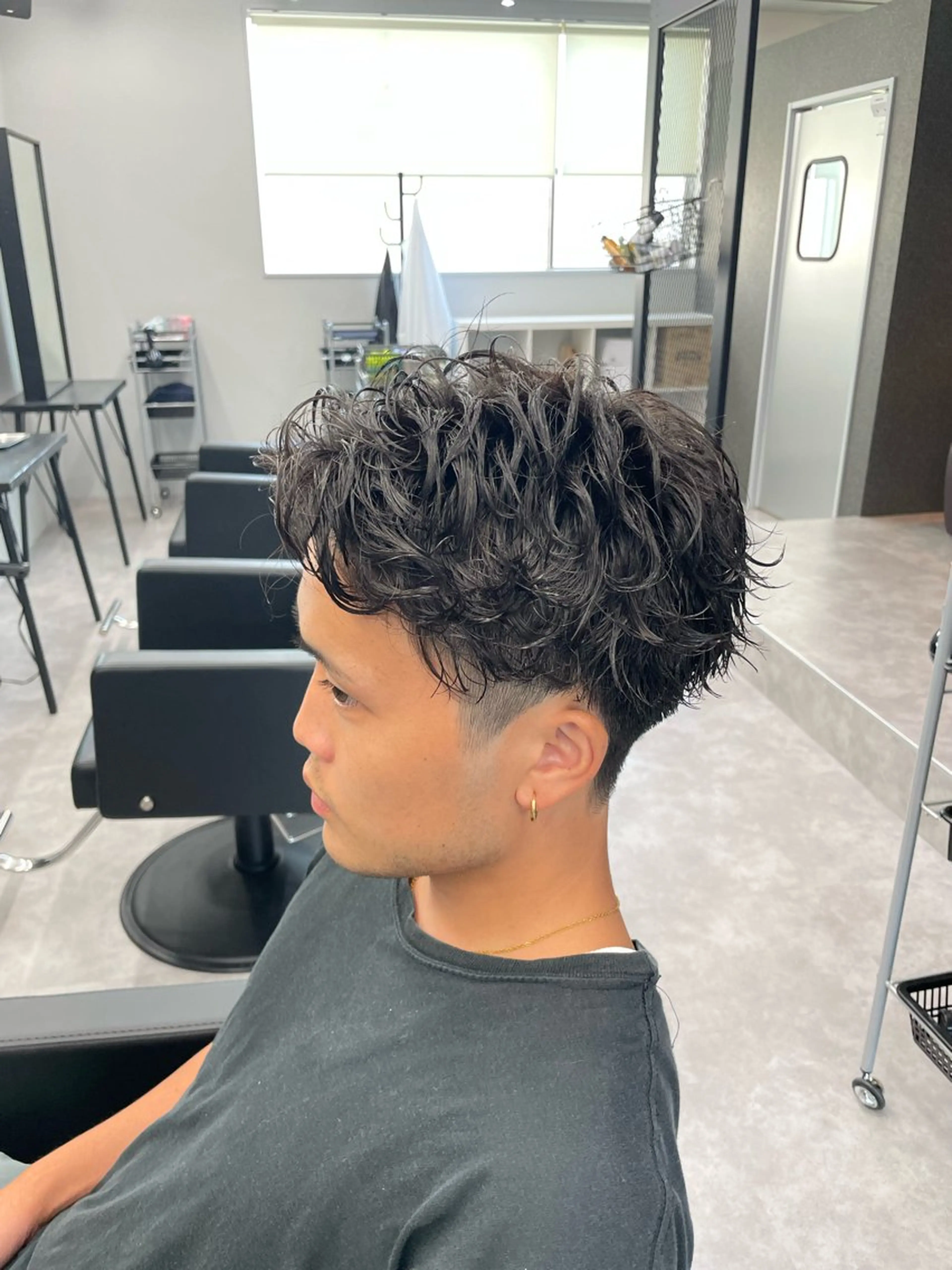 ショート パーマ メンズ カット パーマ 社会人向けパーマ 北千住No.1林和輝のヘアスタイル