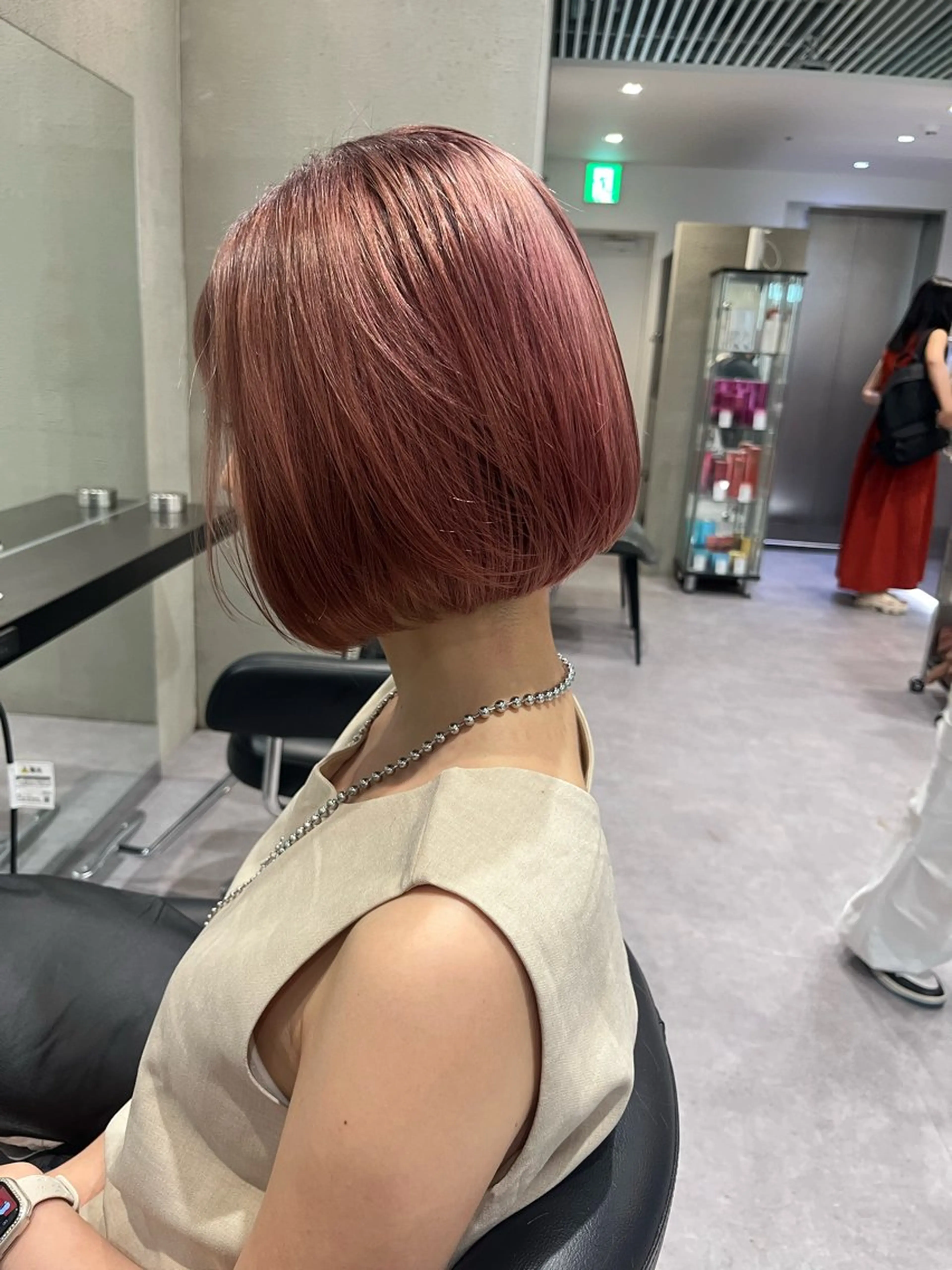 ショート カラー 🌈艶髪/髪質改善 新宿itouのヘアスタイル