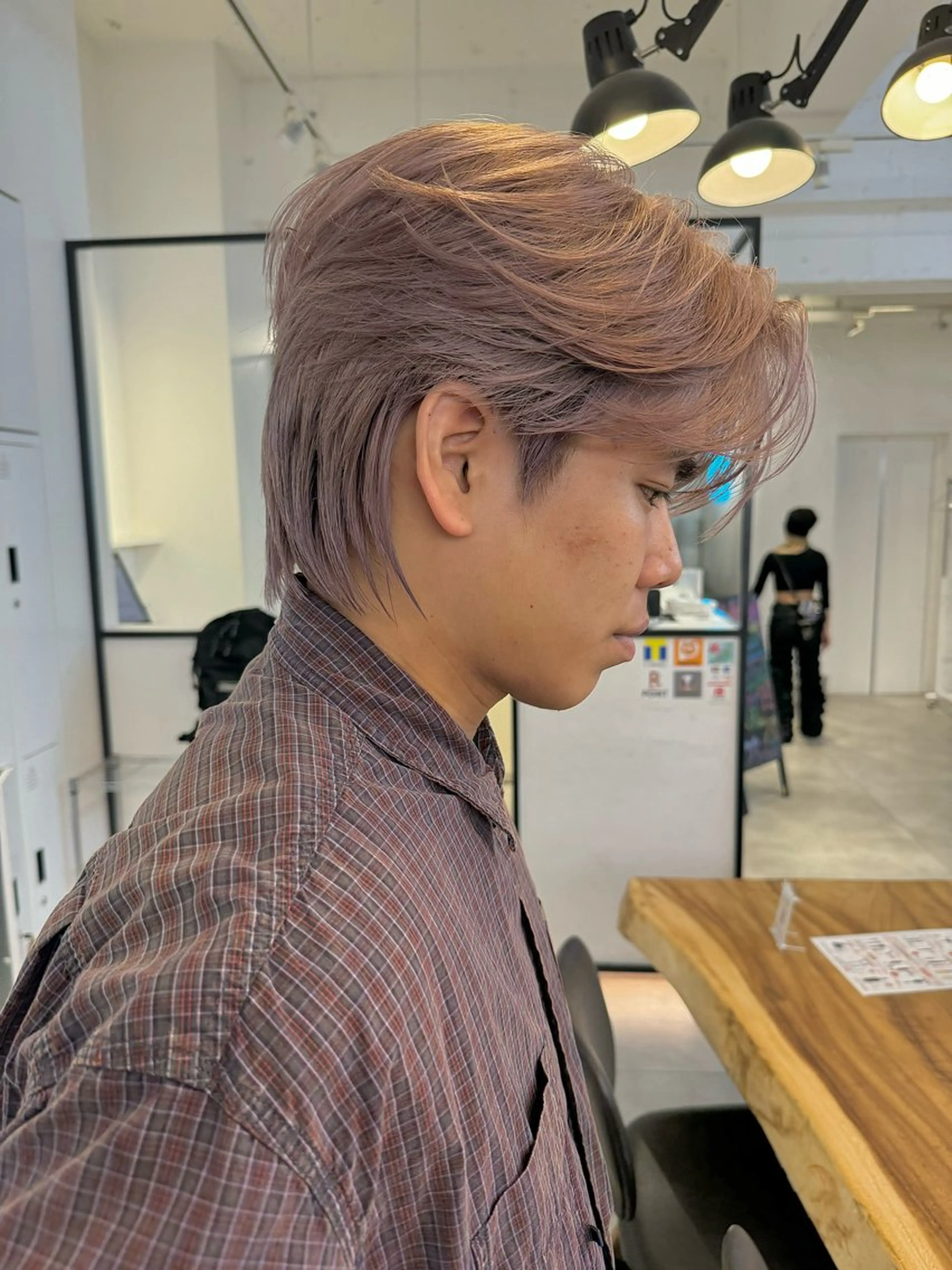 ショート カラー メンズ ヘアカラー 🇰🇷カルマパーマ kaito🇰🇷のヘアスタイル