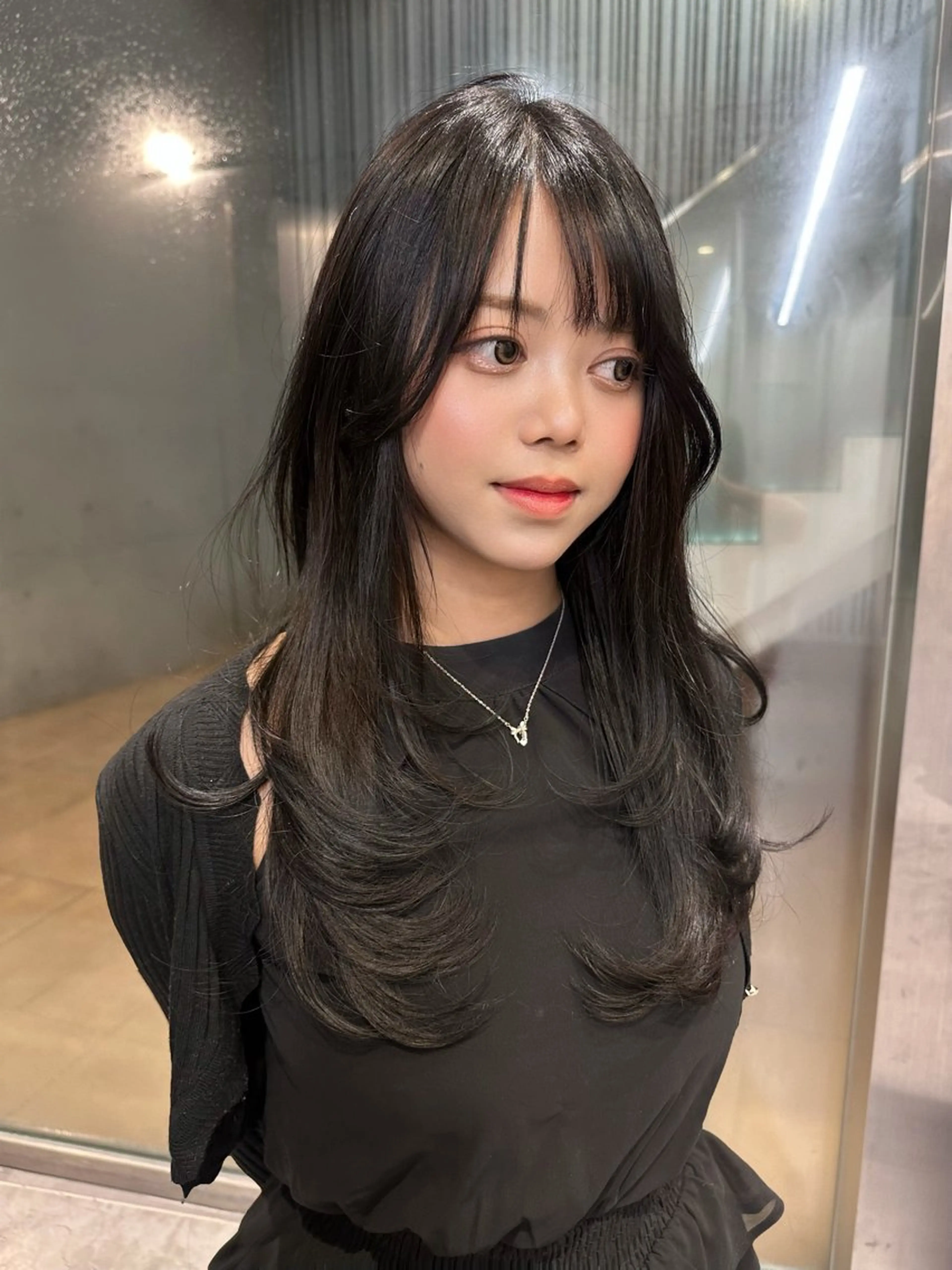 ロング カット RiA/レイヤーカッ ト/ハッシュカットのヘアスタイル