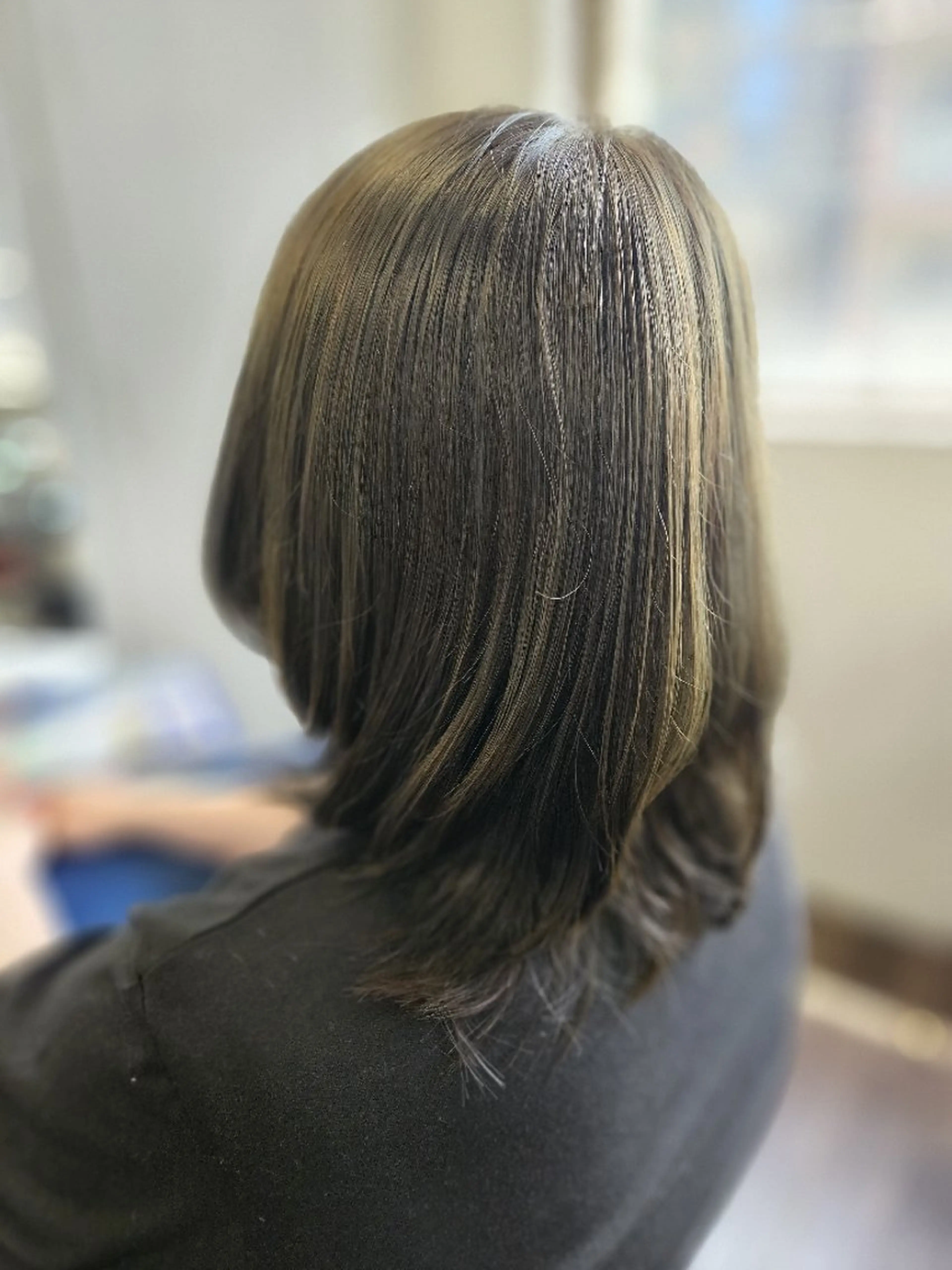 セミロング カラー オリーブカラー ウルフカット カット ヘアカラー トリートメント terra✂️川嶋 大輔のヘアスタイル