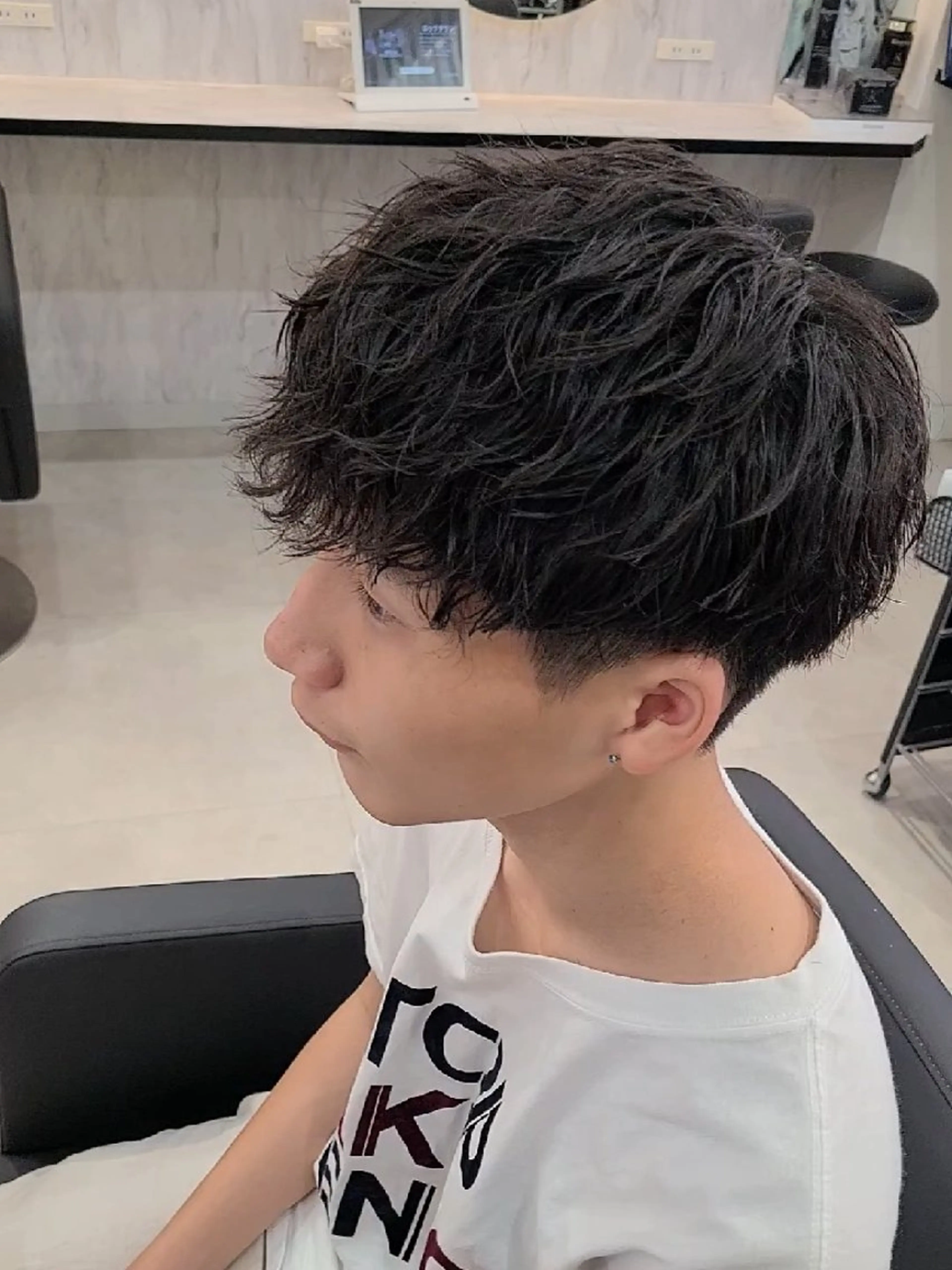 メンズ ミディアム パーマ ミディアムパーマ メンズパーマ ツイストスパイラルパーマ スパイラルパーマ Lapis 名古屋駅前店所属・LEN名古屋/パーマ 海外ヘア/メンズ特化のヘアスタイル