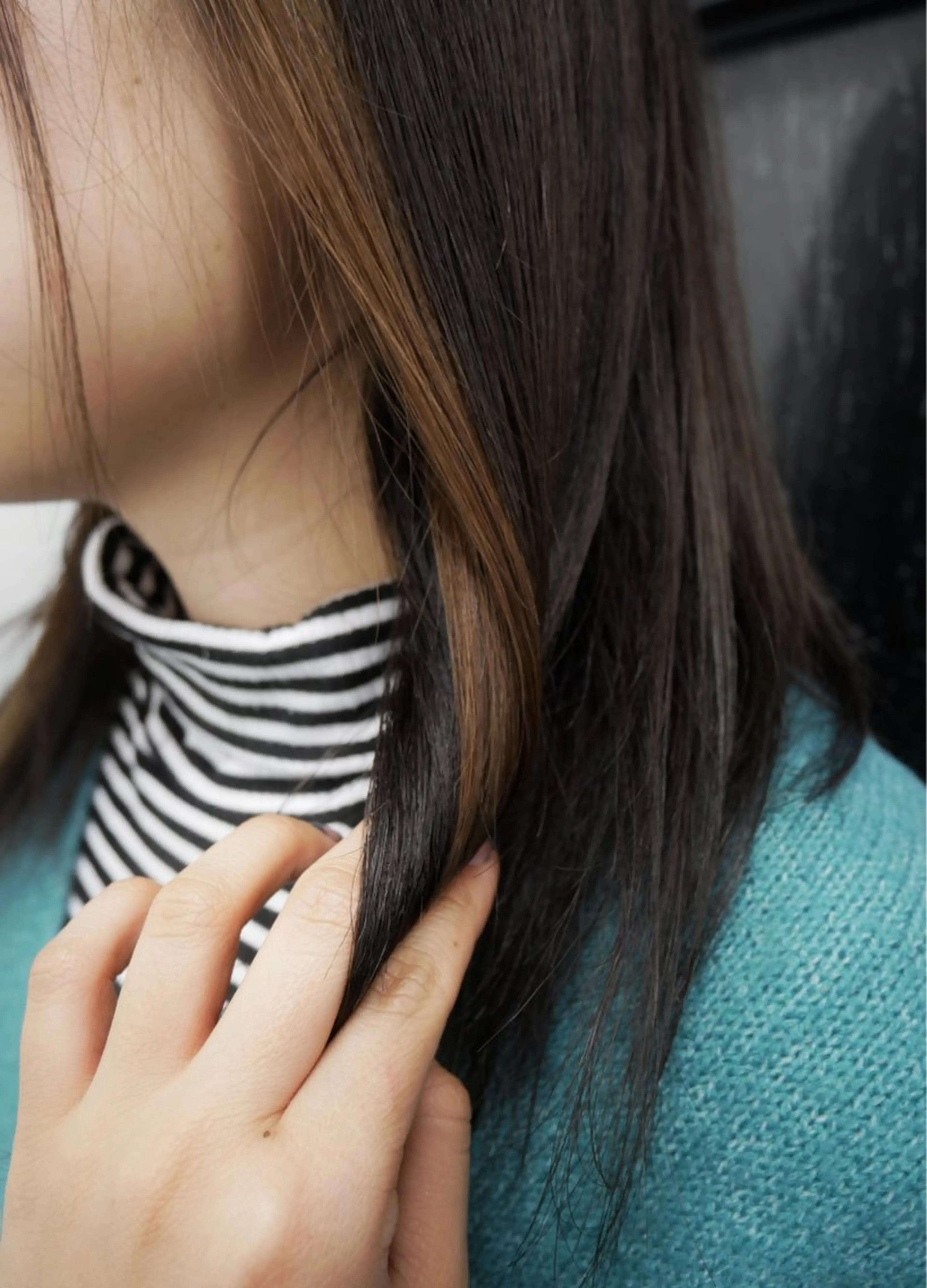 ミディアム カラー ヘアアレンジ イヤリングカラー モリ ナツルのヘアスタイル