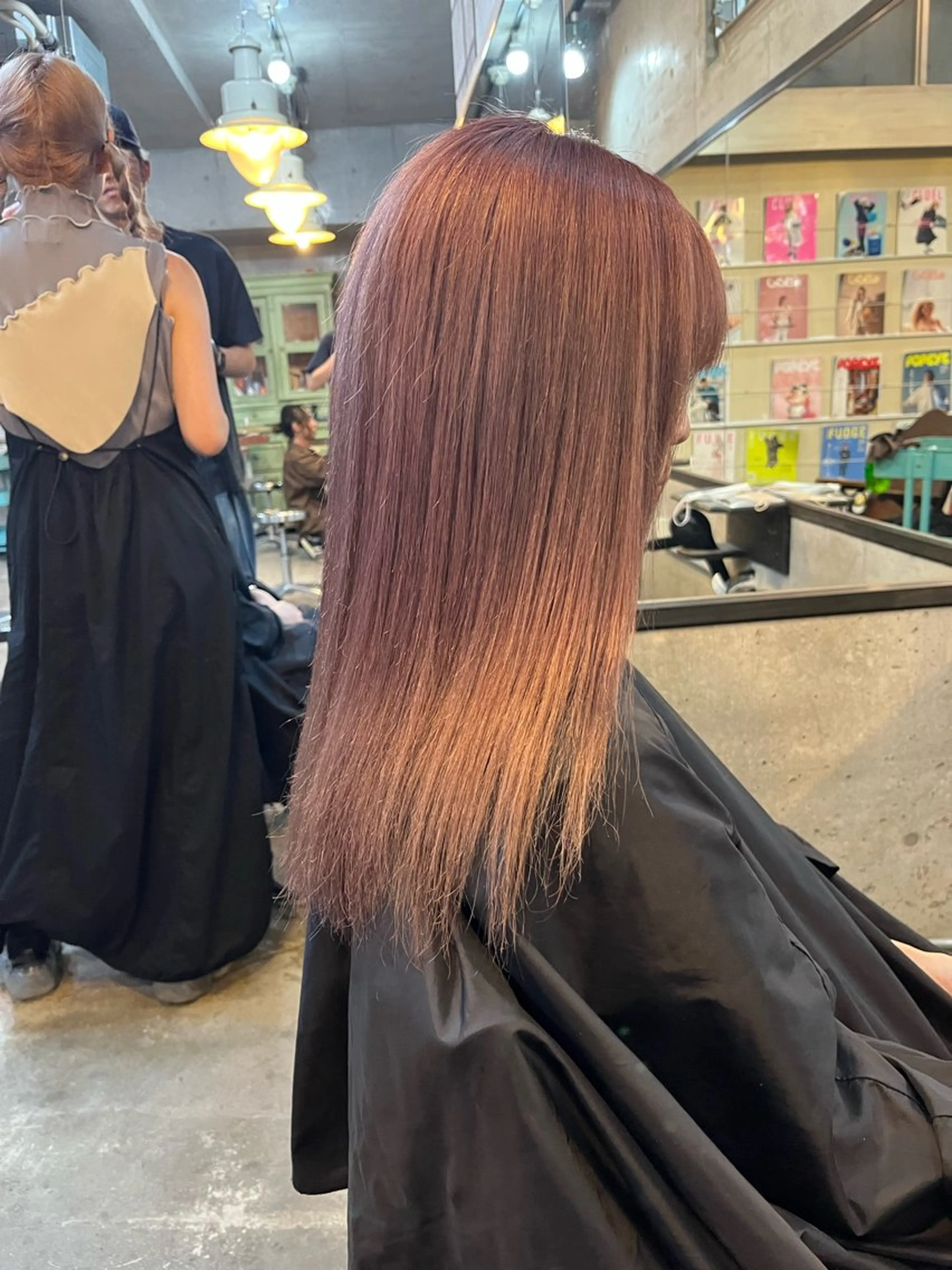 ミディアム ヘアカラー トリートメント ハイトーン/顔まわり レイヤー/YUKAのヘアスタイル