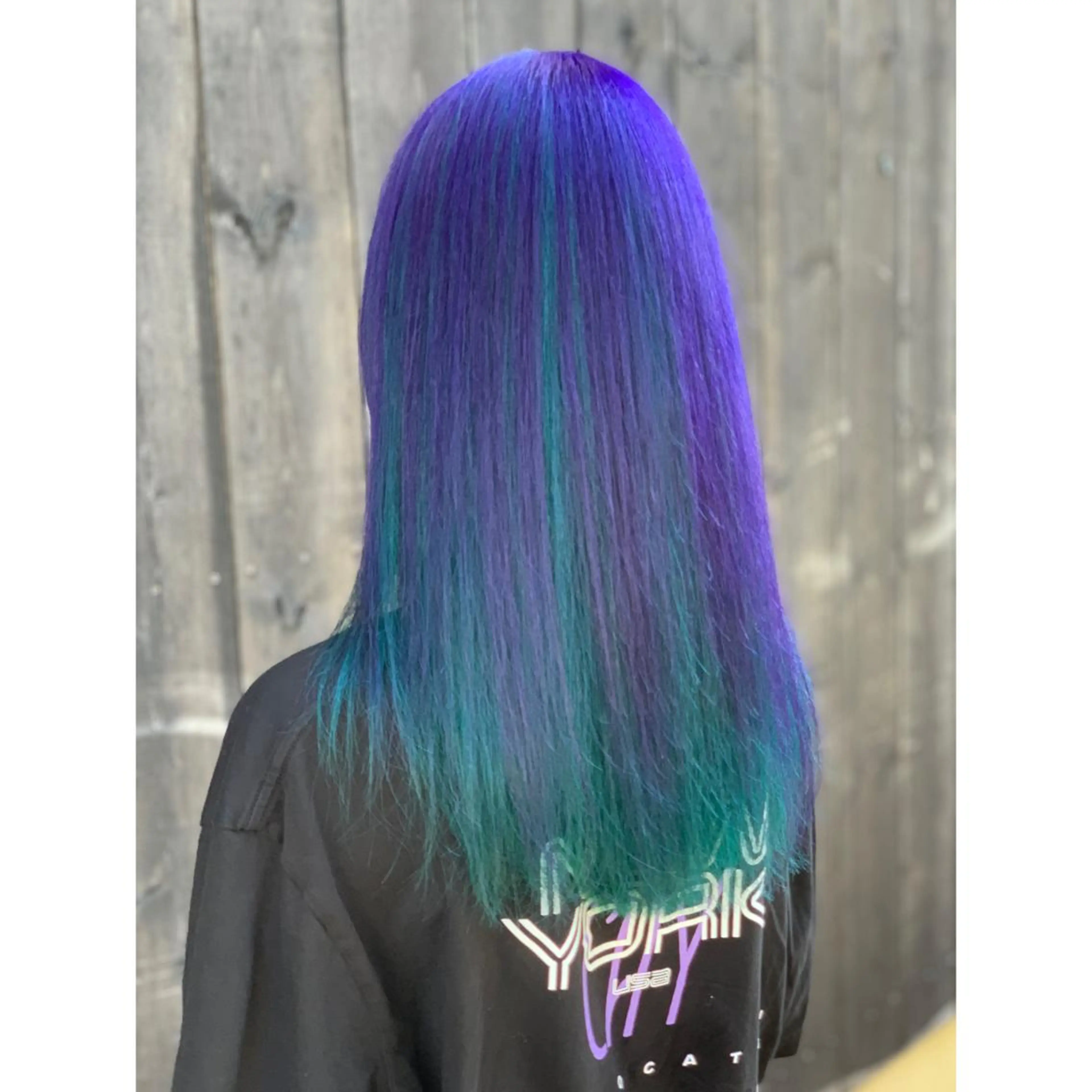 ロング LaLaMoana Rickyのヘアスタイル