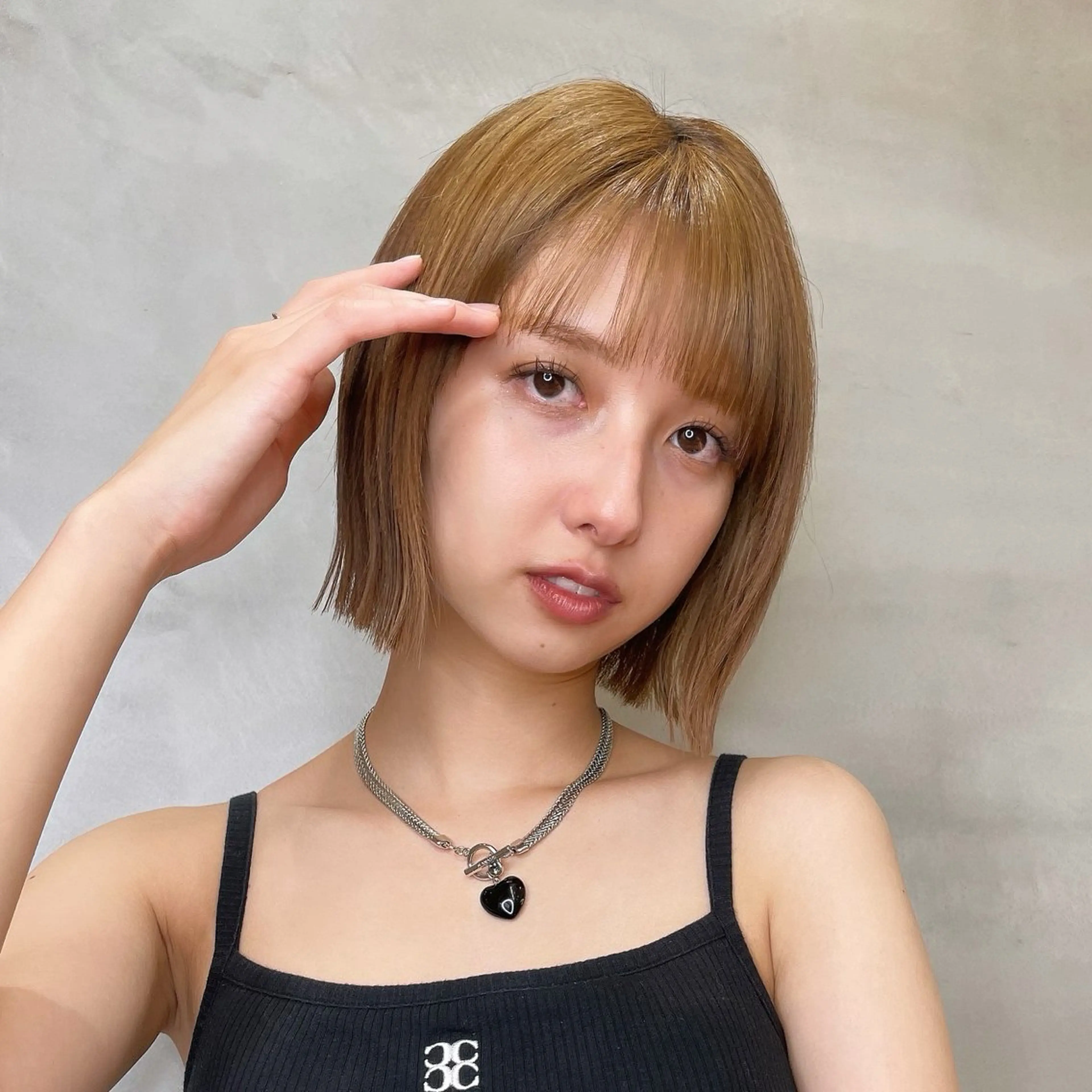 ショート Misaki /ボブ/縮毛矯正のヘアスタイル