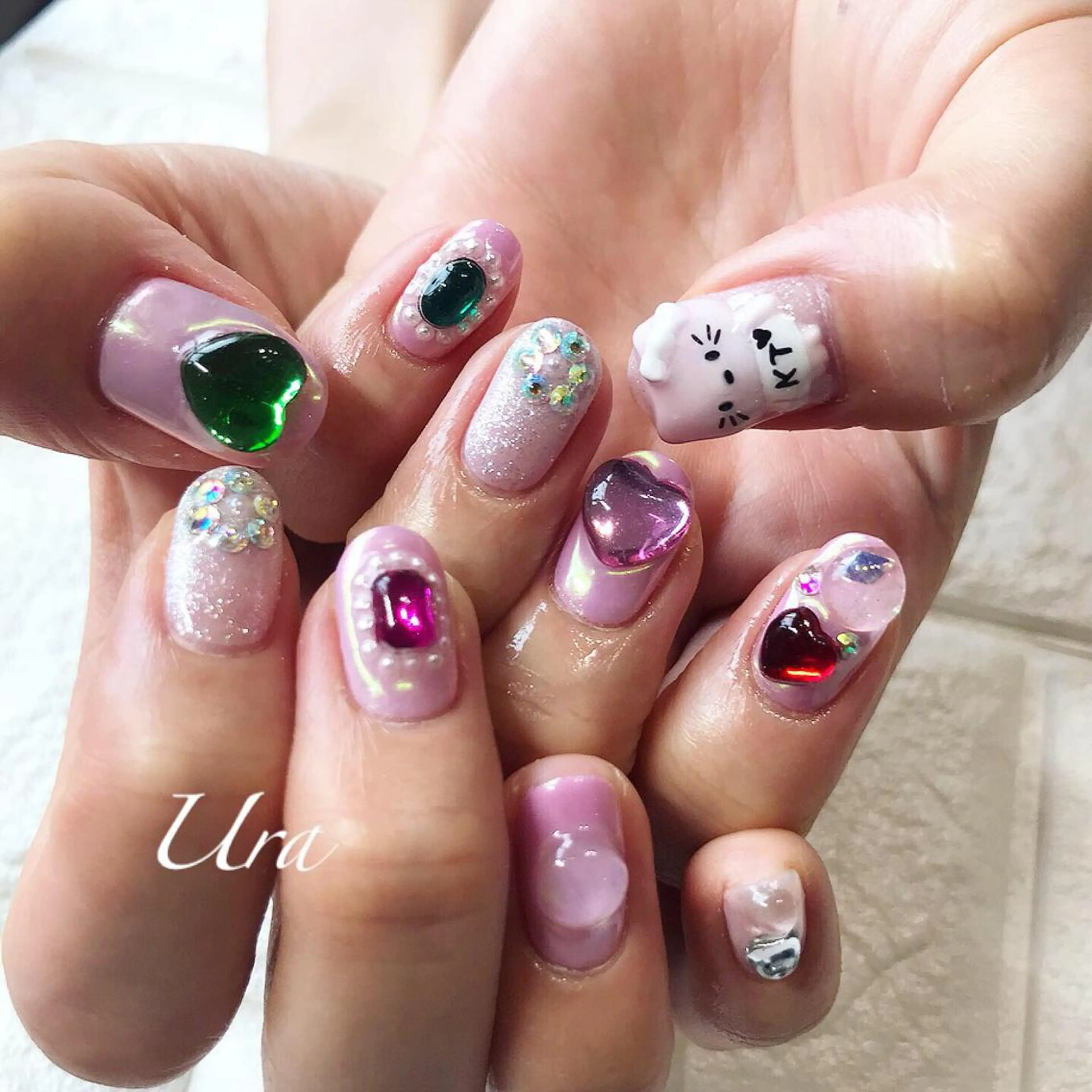 ネイル UrakoNail 《nail》のネイルデザイン