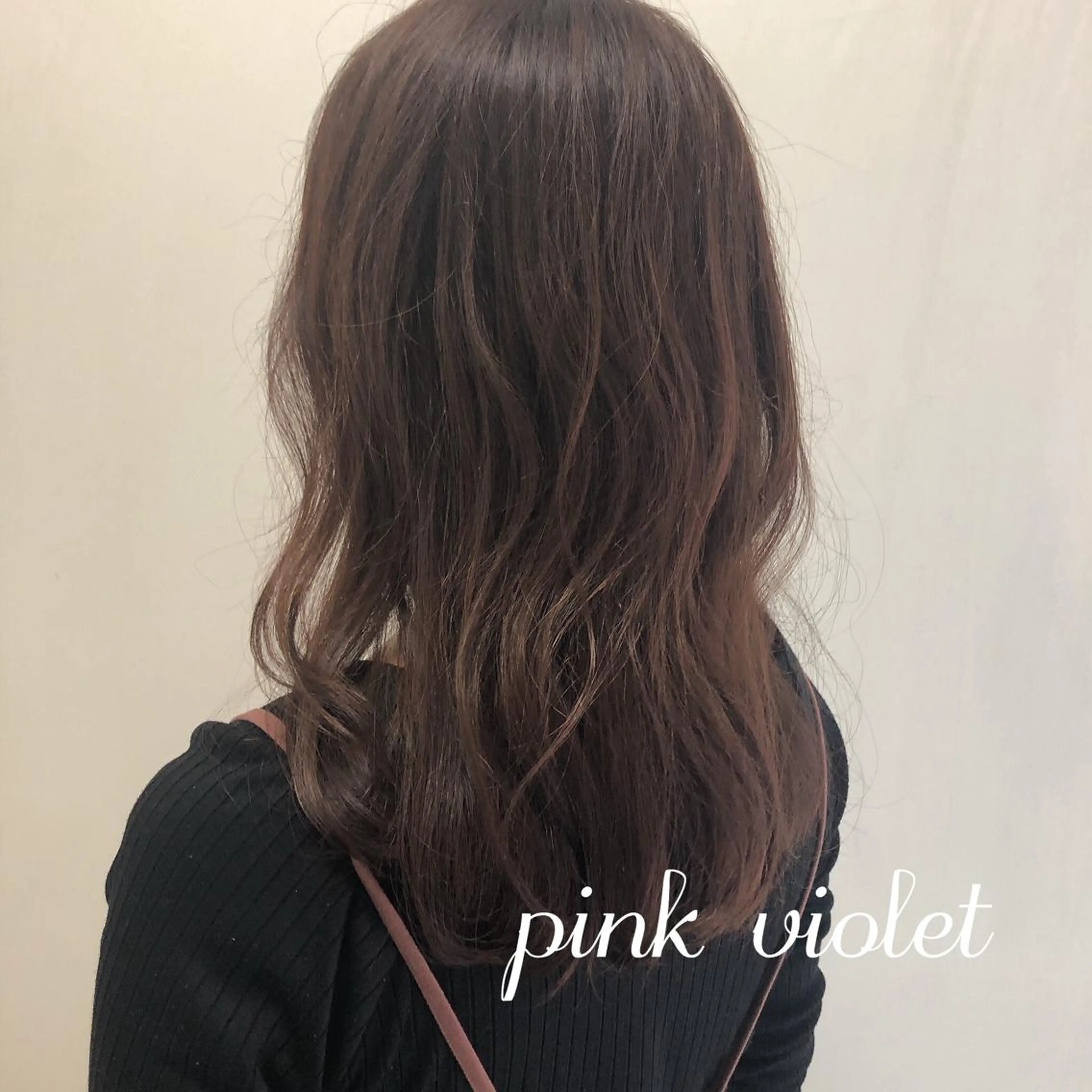 セミロング カラー 中村 玲のヘアスタイル