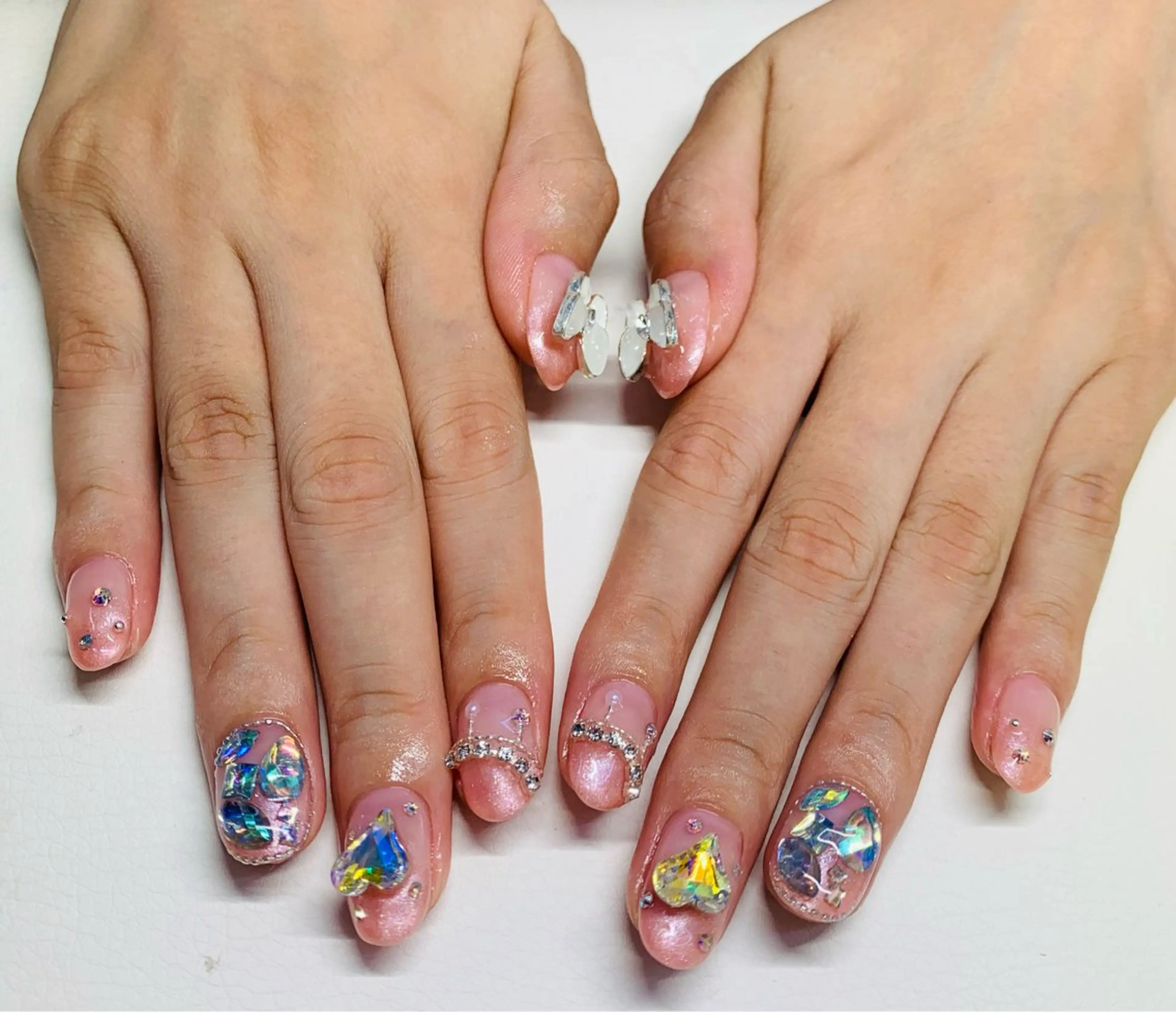 ネイル Mule Beauty Salon所属・ミュール ビューティーサロンのネイルデザイン