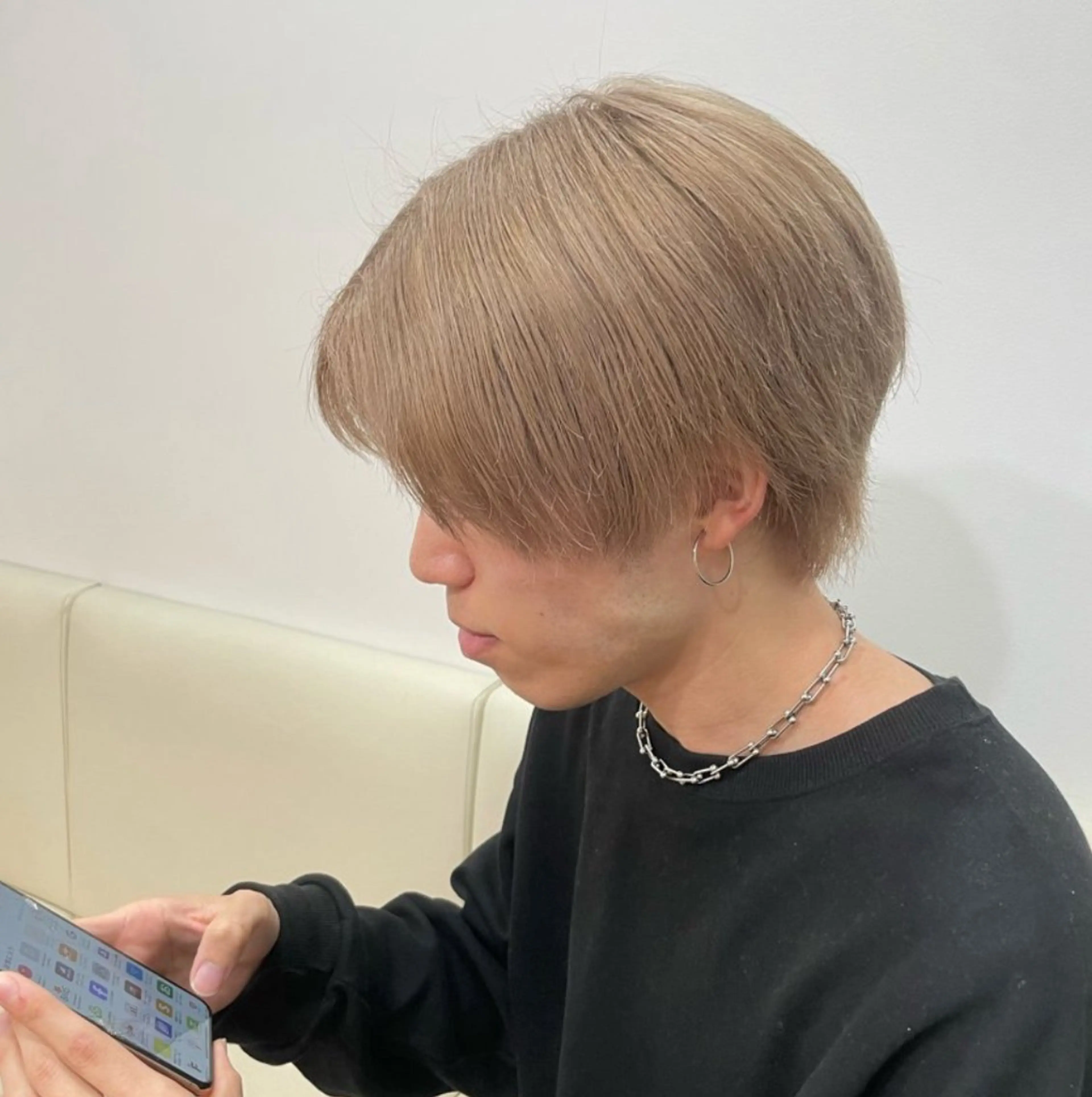 ミディアム カラー ベージュカラー ミルクティーベージュ ヘアカラー モテ髪/垢抜け 必ず満足させますのヘアスタイル