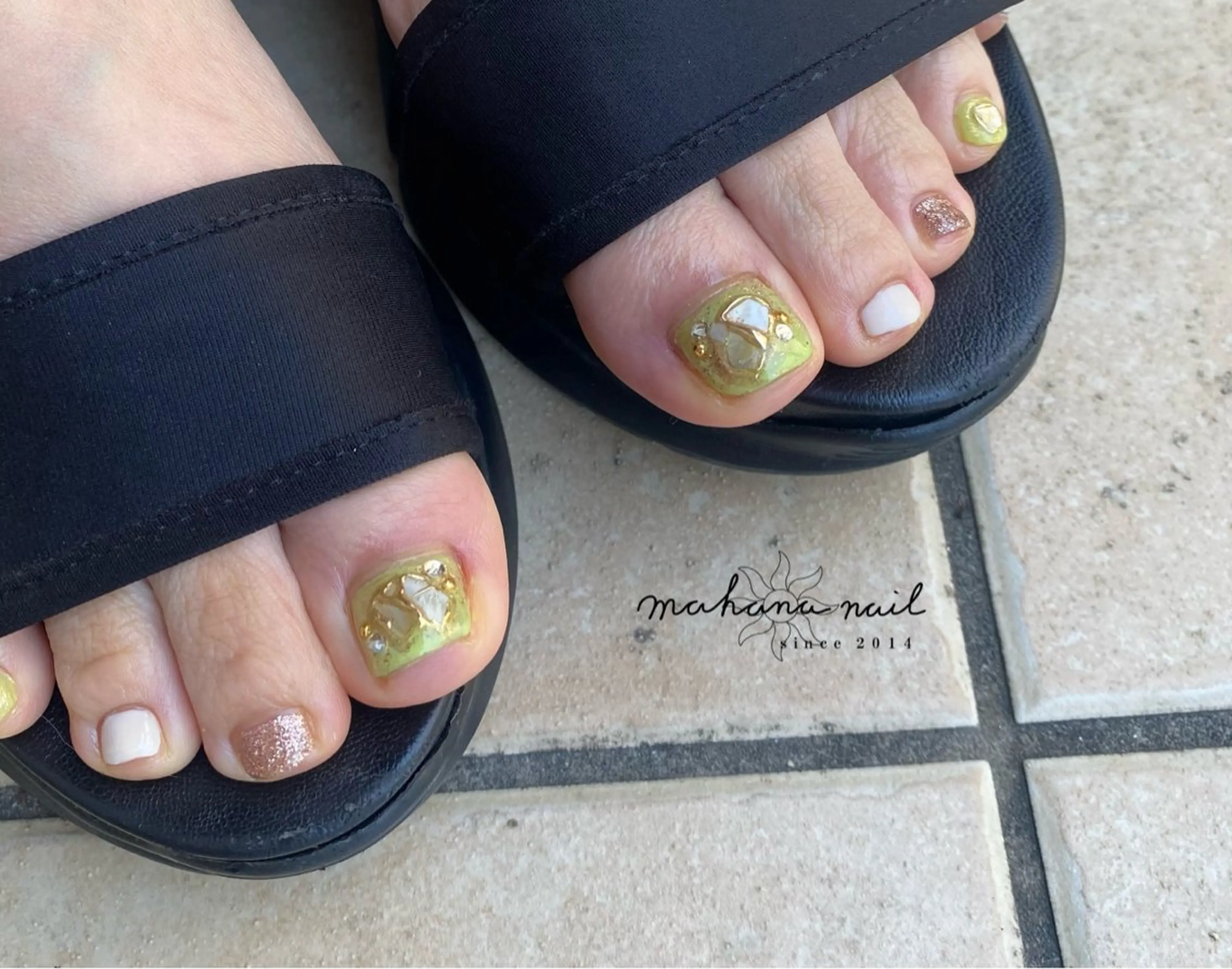 ネイル フットネイル mahana nailのネイルデザイン