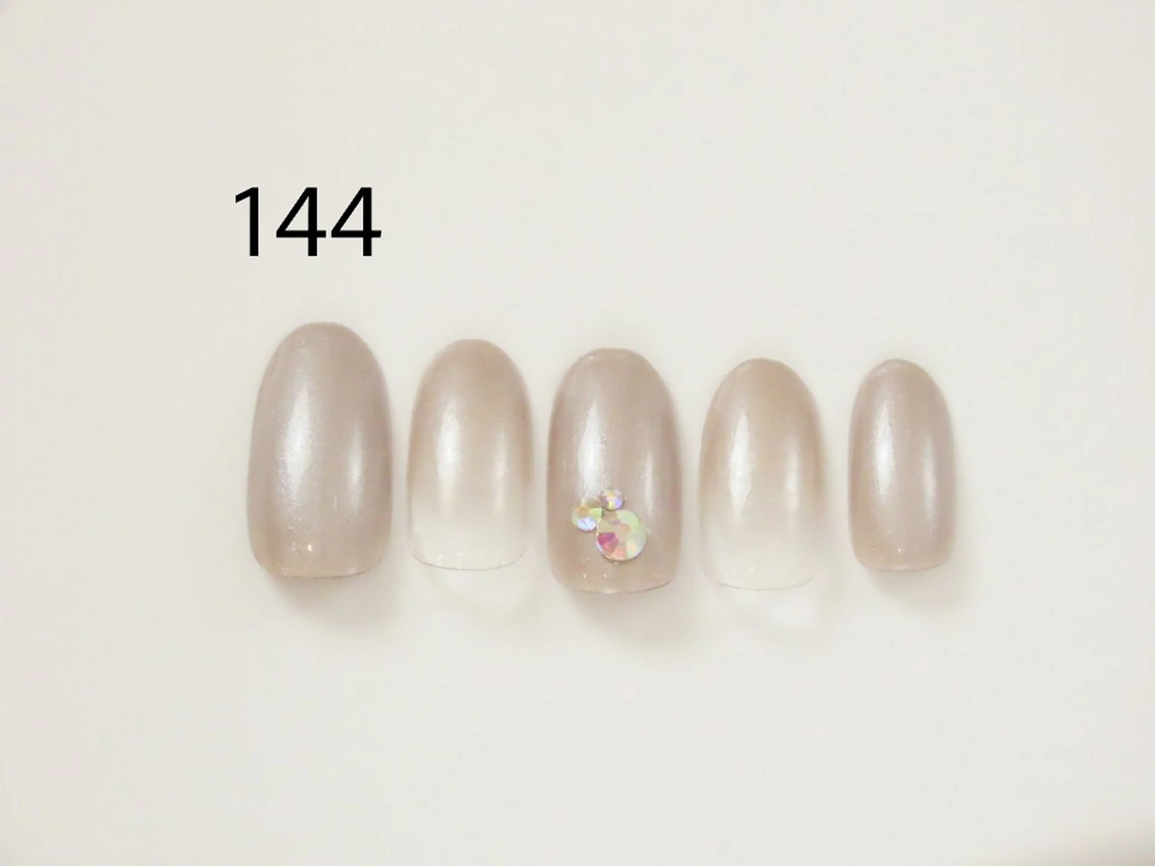 ネイル 韓国美容ジェルネイル専門店Maum新潟店所属・Maum 新潟店のマツエク・マツパデザイン