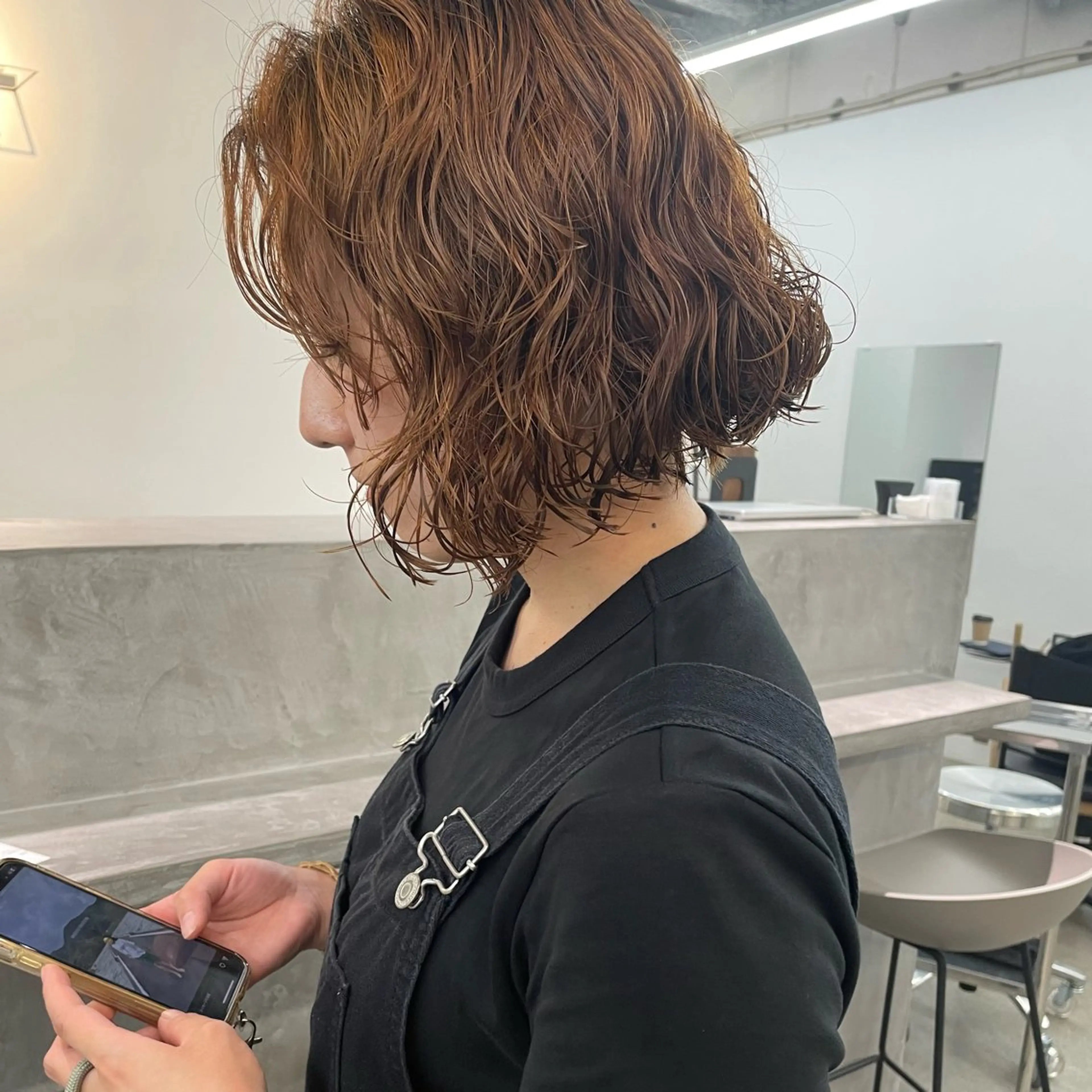 ミディアム パーマ ミディアムパーマ ボブ カット パーマ パーマ、ボブ、透明感 カラー、小須田ゆあのヘアスタイル