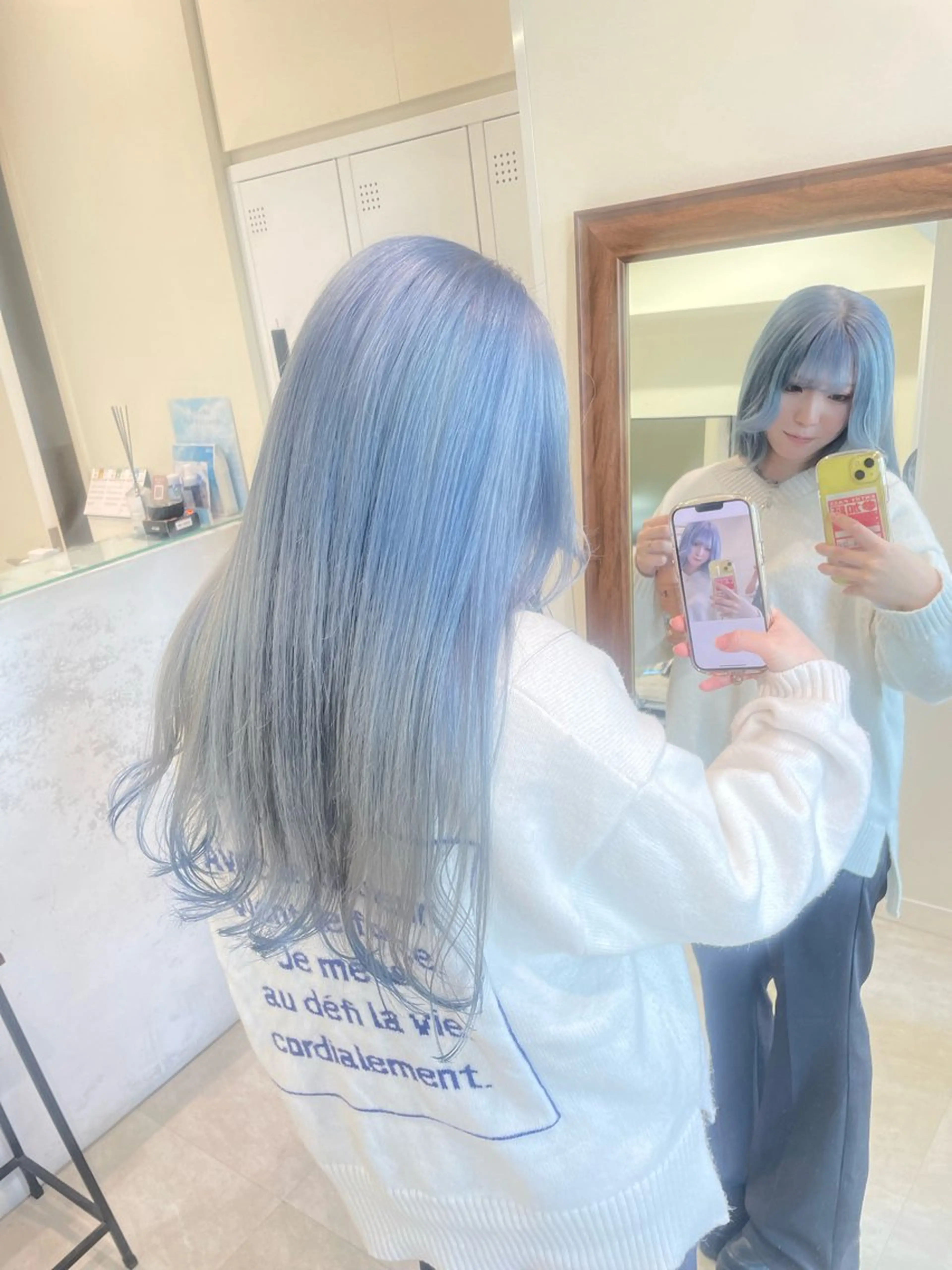 ロング カラー ブリーチ ブルーカラー ハイトーンカラー ハイトーン/パーソナ ルカラー診断・ユキノのヘアスタイル