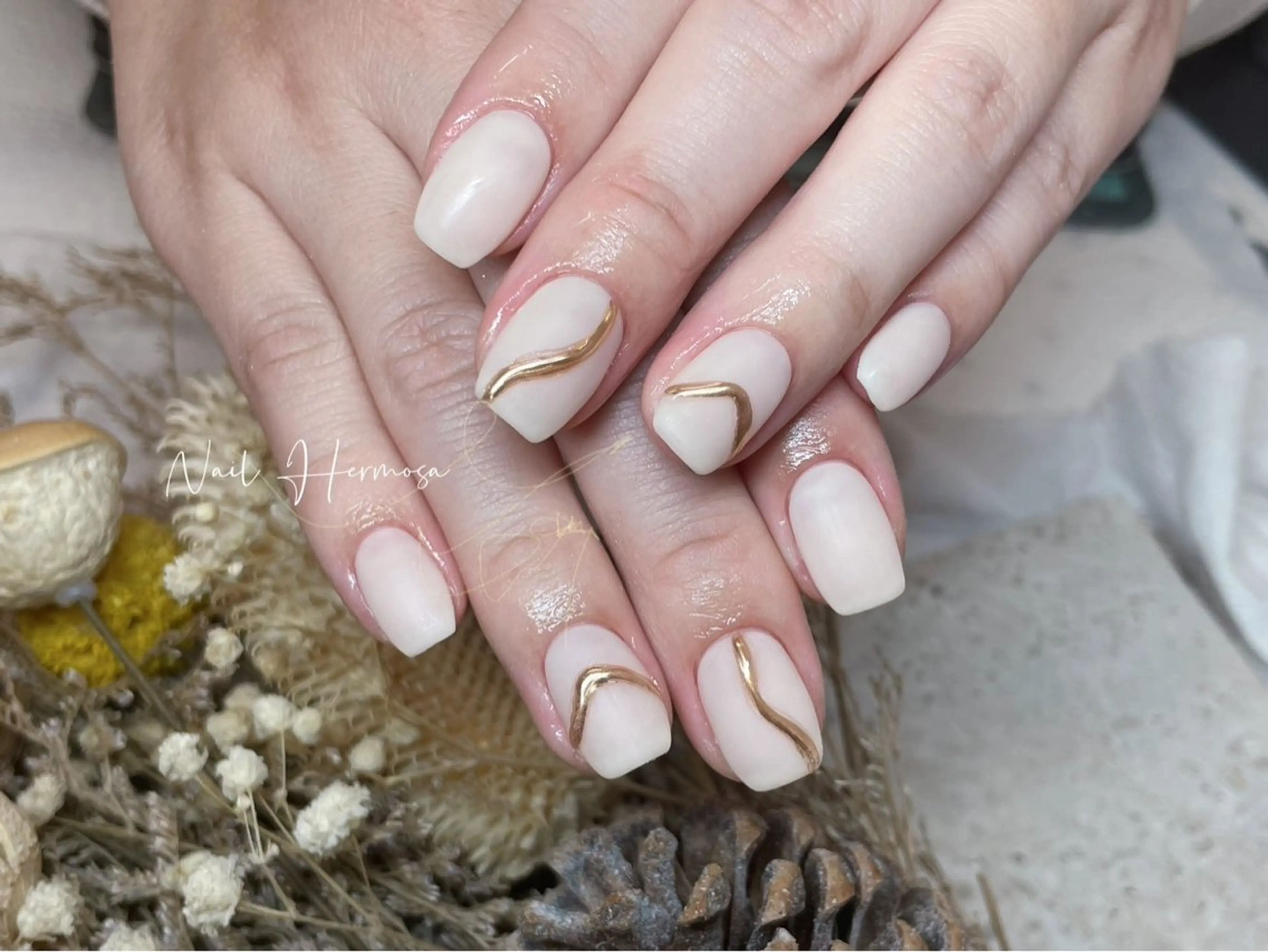 ネイル 長さ出し フラッシュネイル フットネイル ジェルネイル マグネットネイル ハンドネイル エルモサ YURIKAのネイルデザイン