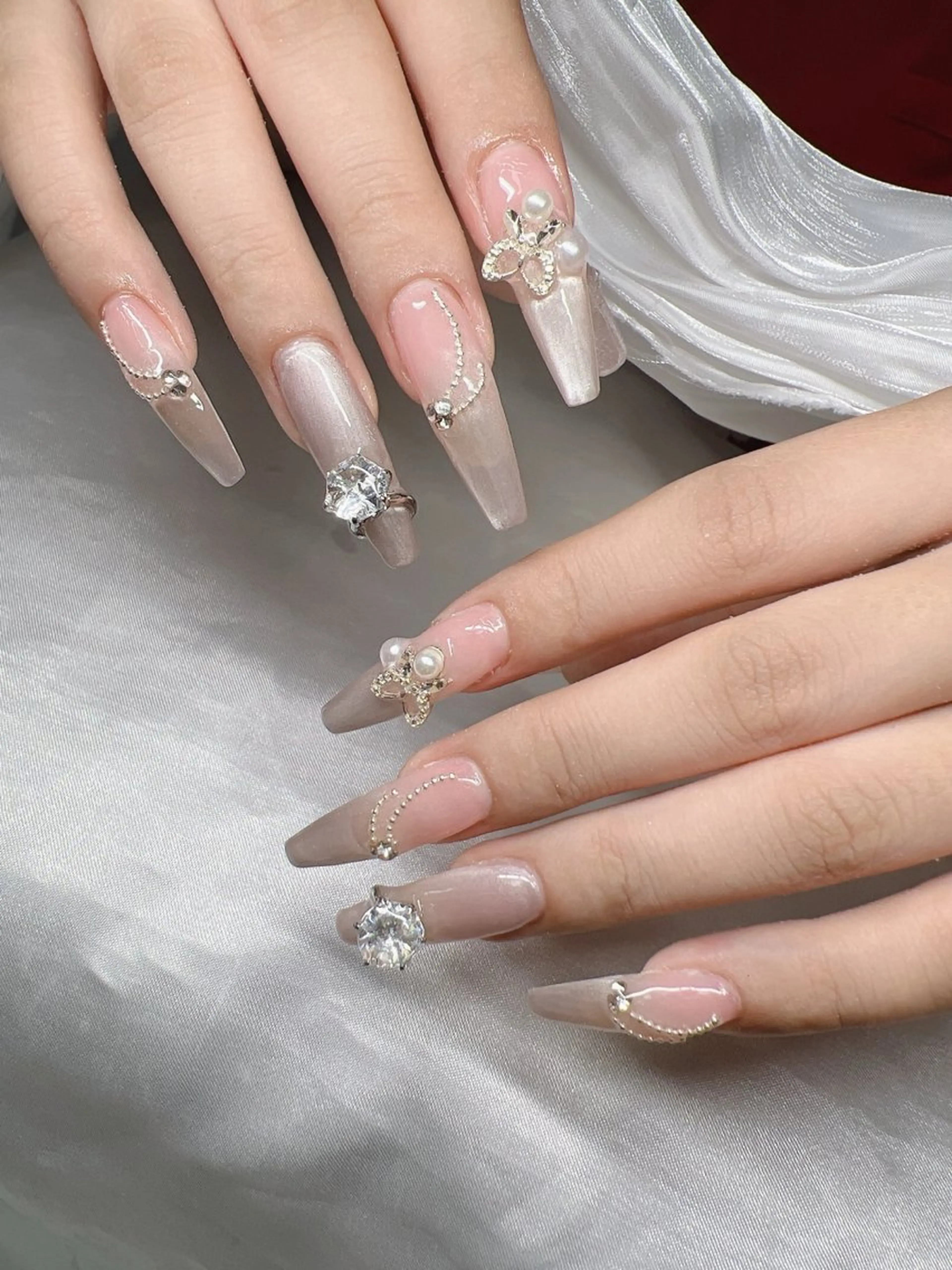 ネイル ハンドネイル Lee Nailsのネイルデザイン