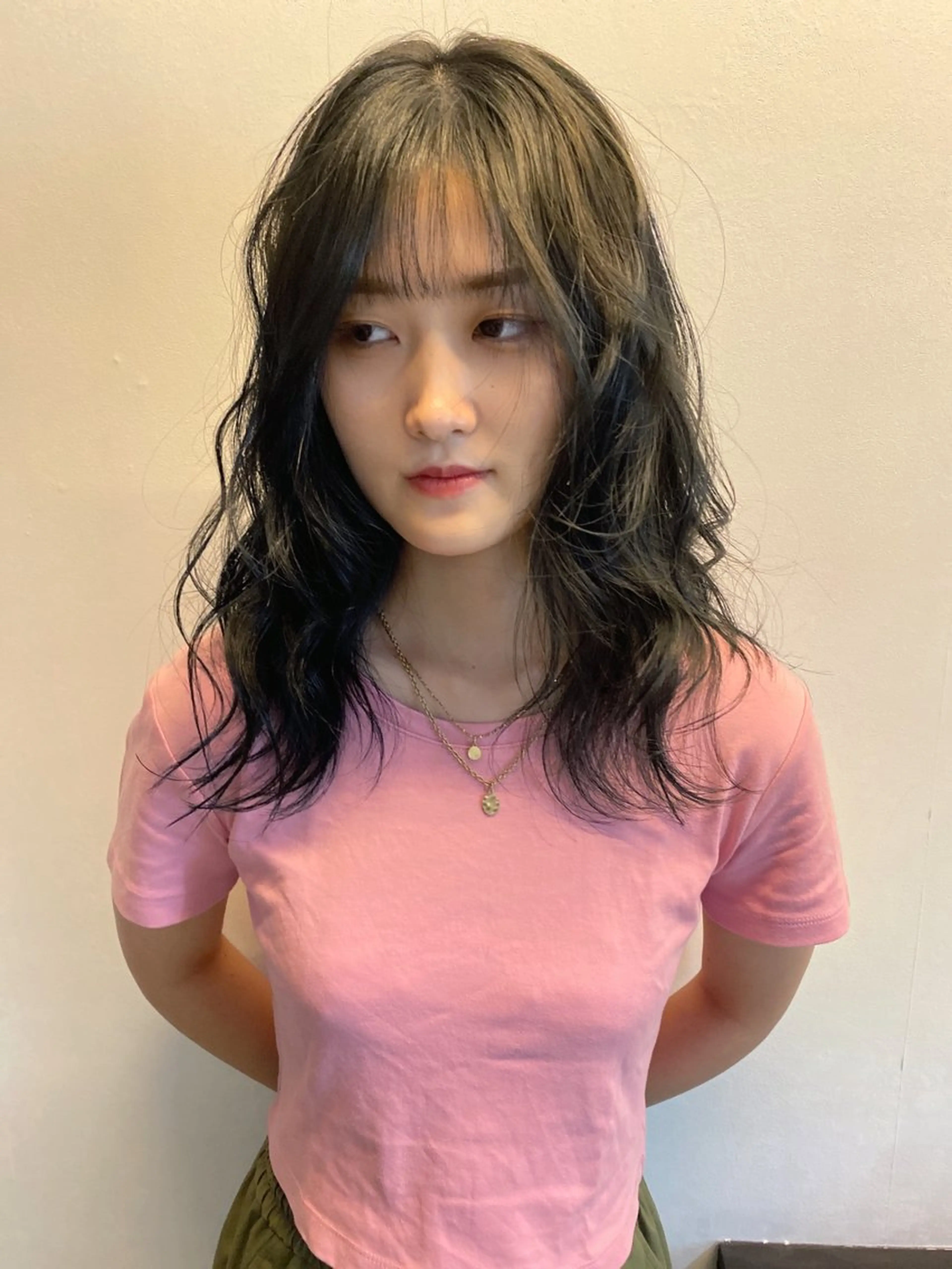 セミロング カラー パーマ ヘアアレンジ 黒髪 ブルーカラー ブルーブラック 透明感カラー 広島/ボブ/レイヤー 🌿‬wakabaのヘアスタイル