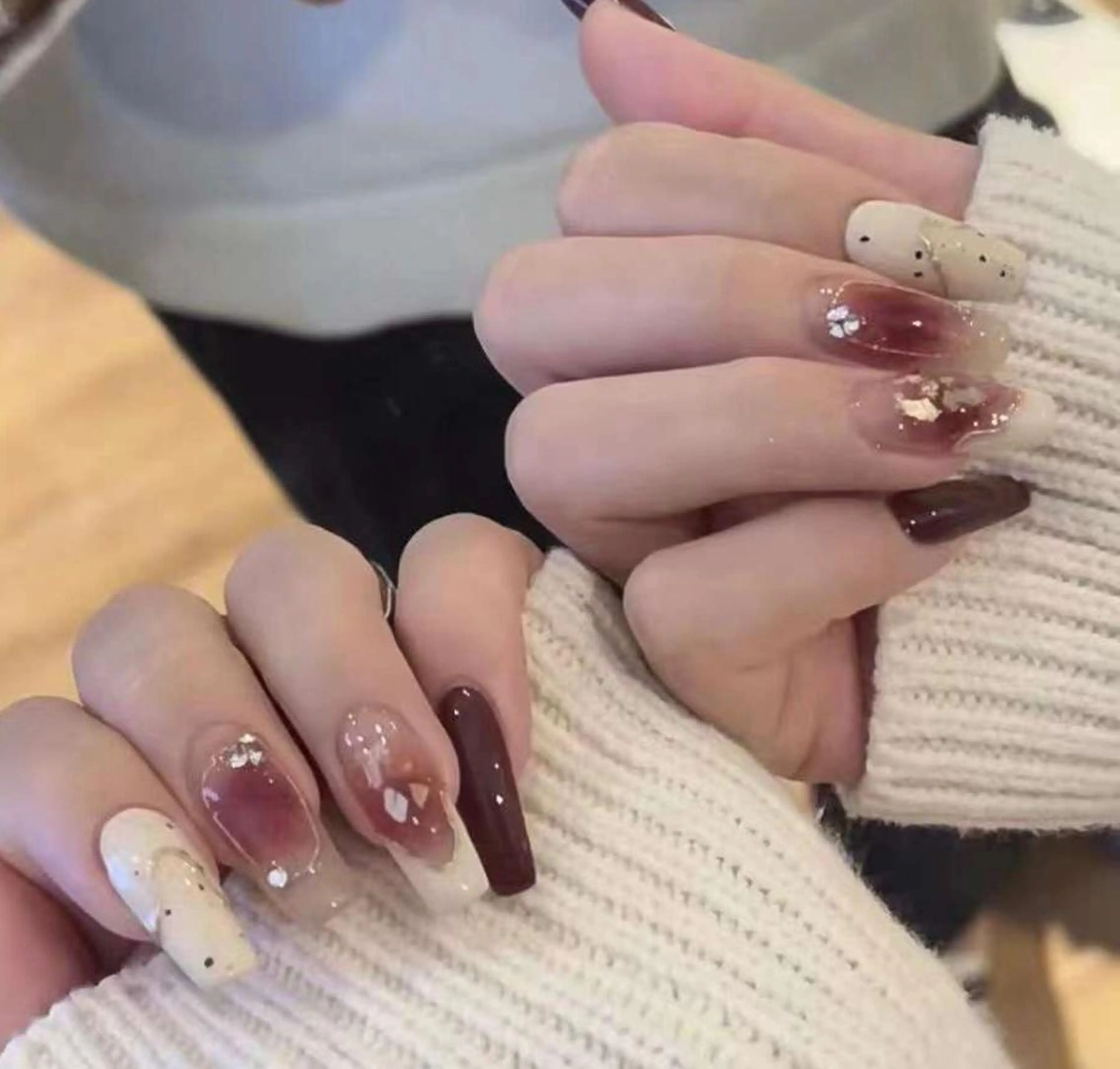 ネイル ハンドネイル VIVIAN リサのネイルデザイン