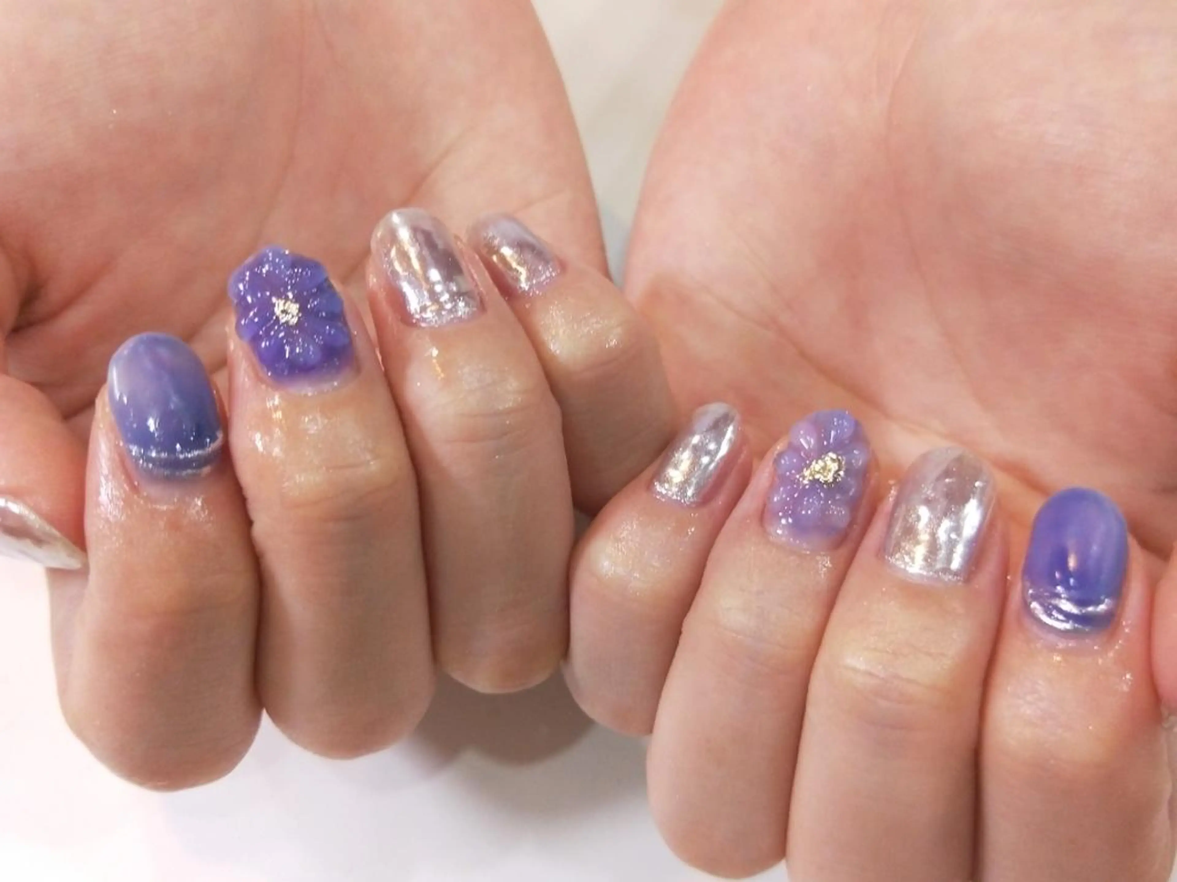 ネイル ハンドネイル ハンドケア R'well所属・はばすみれ🎀ﾈｲﾙ 光ﾌｪｲｼｬﾙ ﾍｱのネイルデザイン