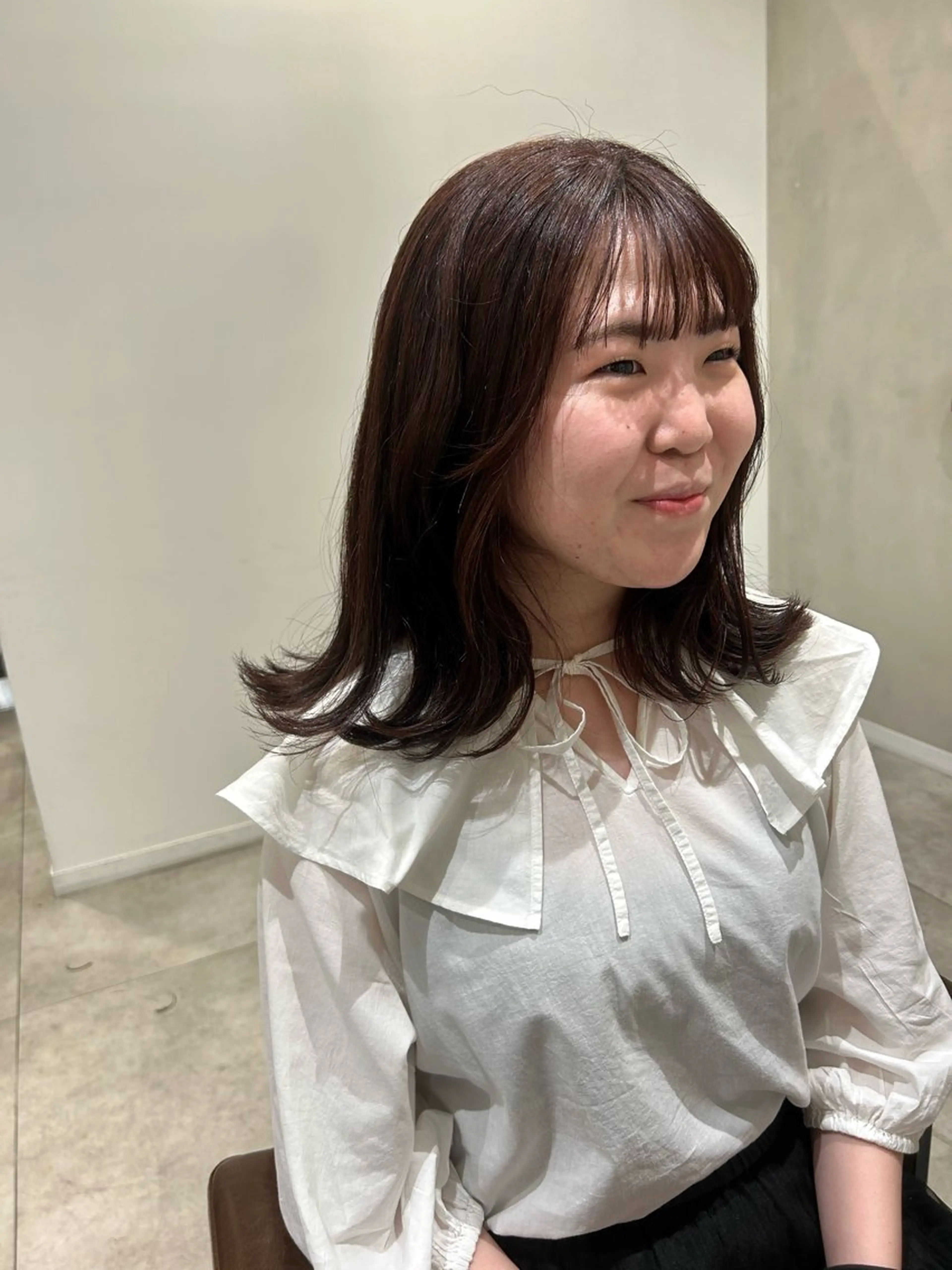 ミディアム カラー ブラウンカラー ピンクカラー ピンクブラウン カット ヘアカラー オリーブベージュ/ ブリーチなし透明感のヘアスタイル