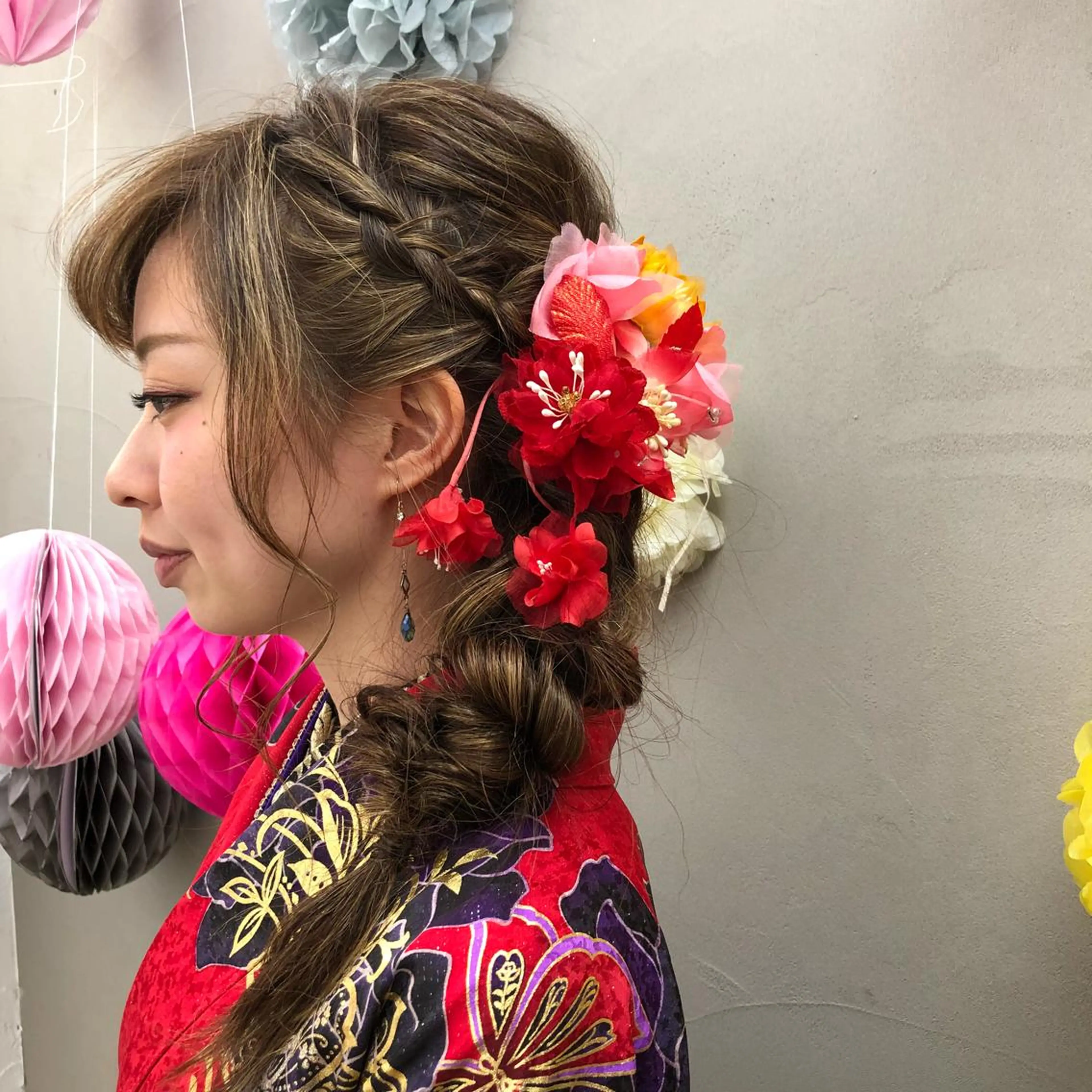 ロング ヘアアレンジ 卒業式のヘアスタイル うる艶カラー 🫶🏼💭mikaのヘアスタイル