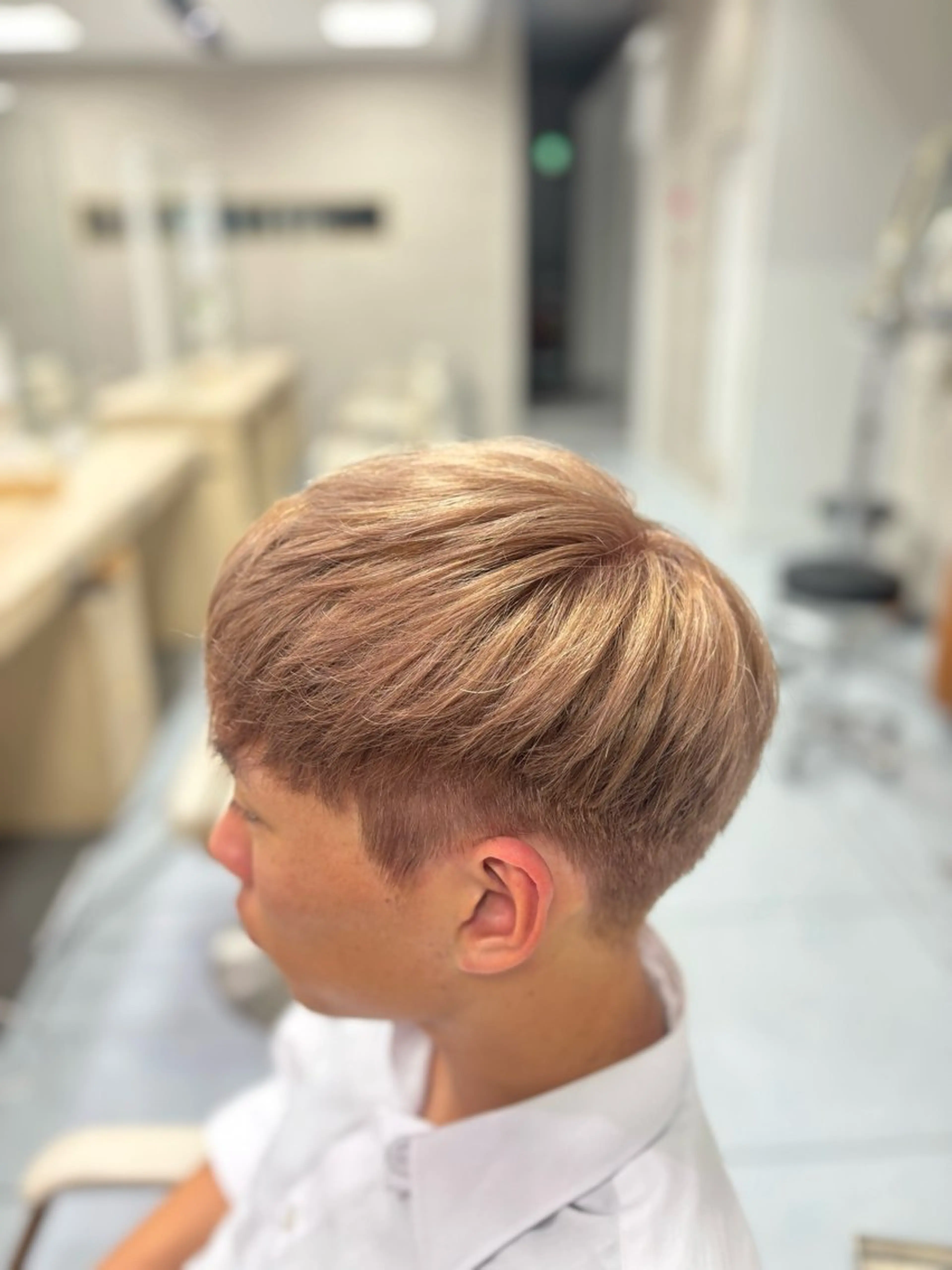 ショート カラー メンズ カット ヘアカラー メンズ特化韓国風 パーマスタイル/りんのヘアスタイル