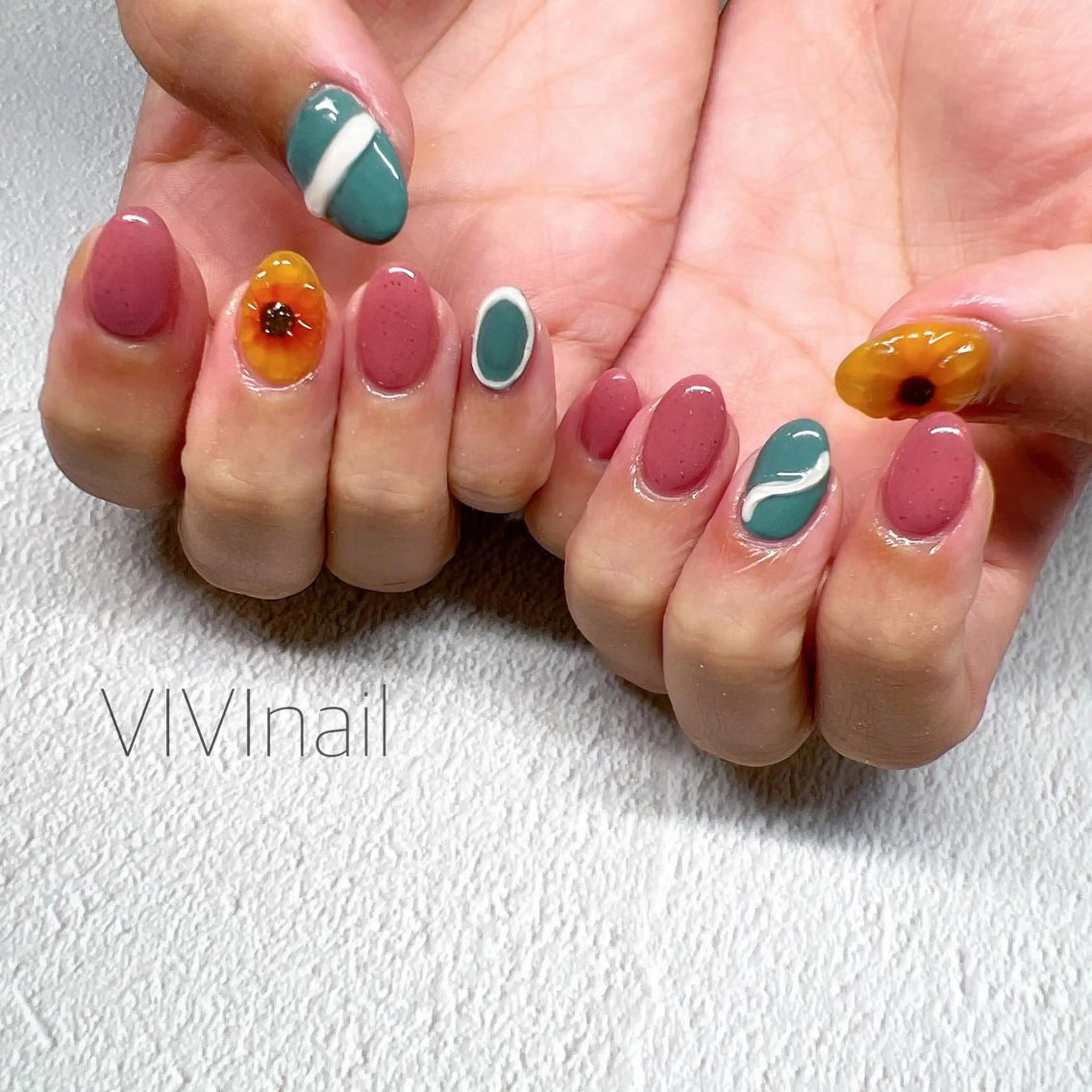 ネイル ハンドネイル vivi nailのネイルデザイン