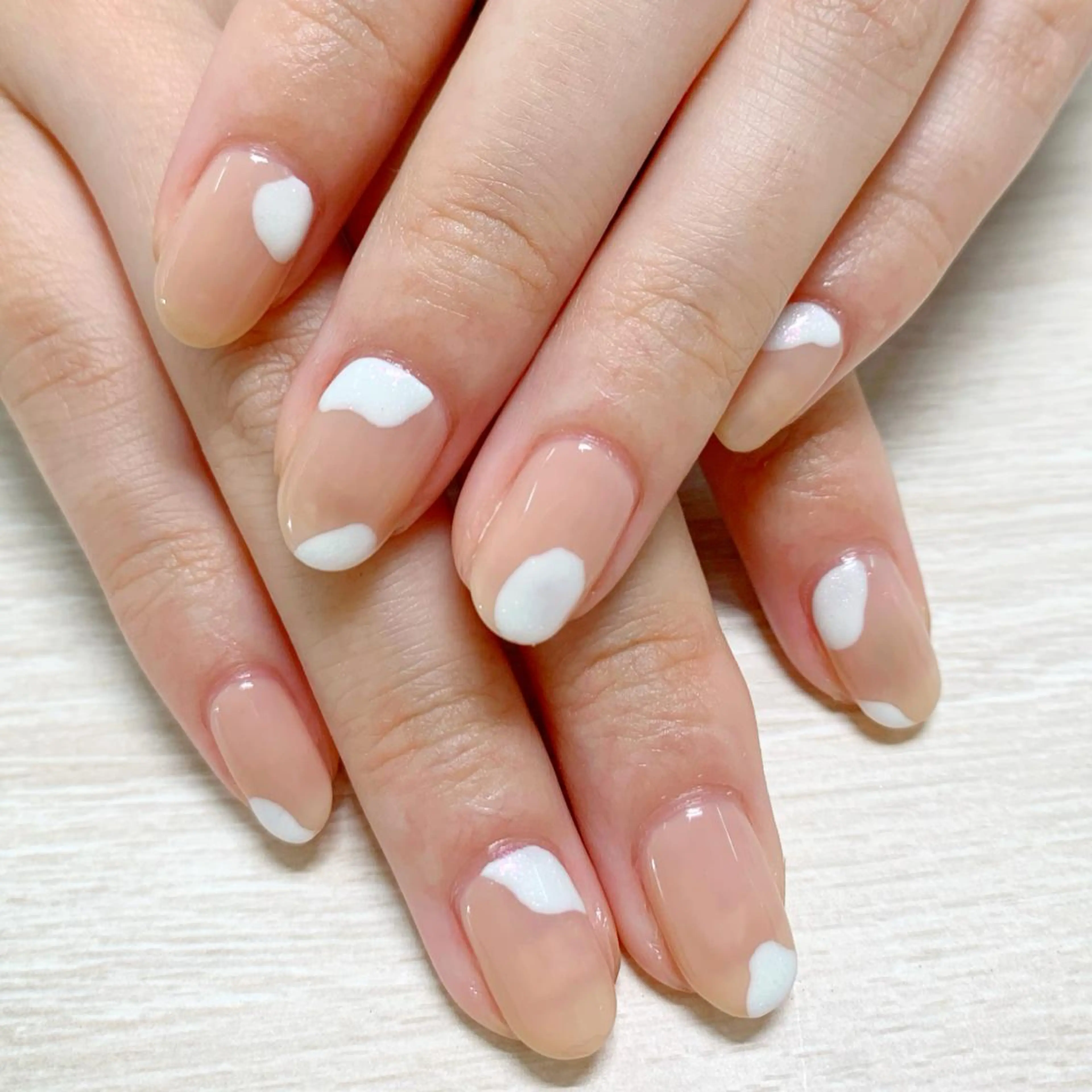 ネイル フレンチネイル glossnail MIKIのネイルデザイン
