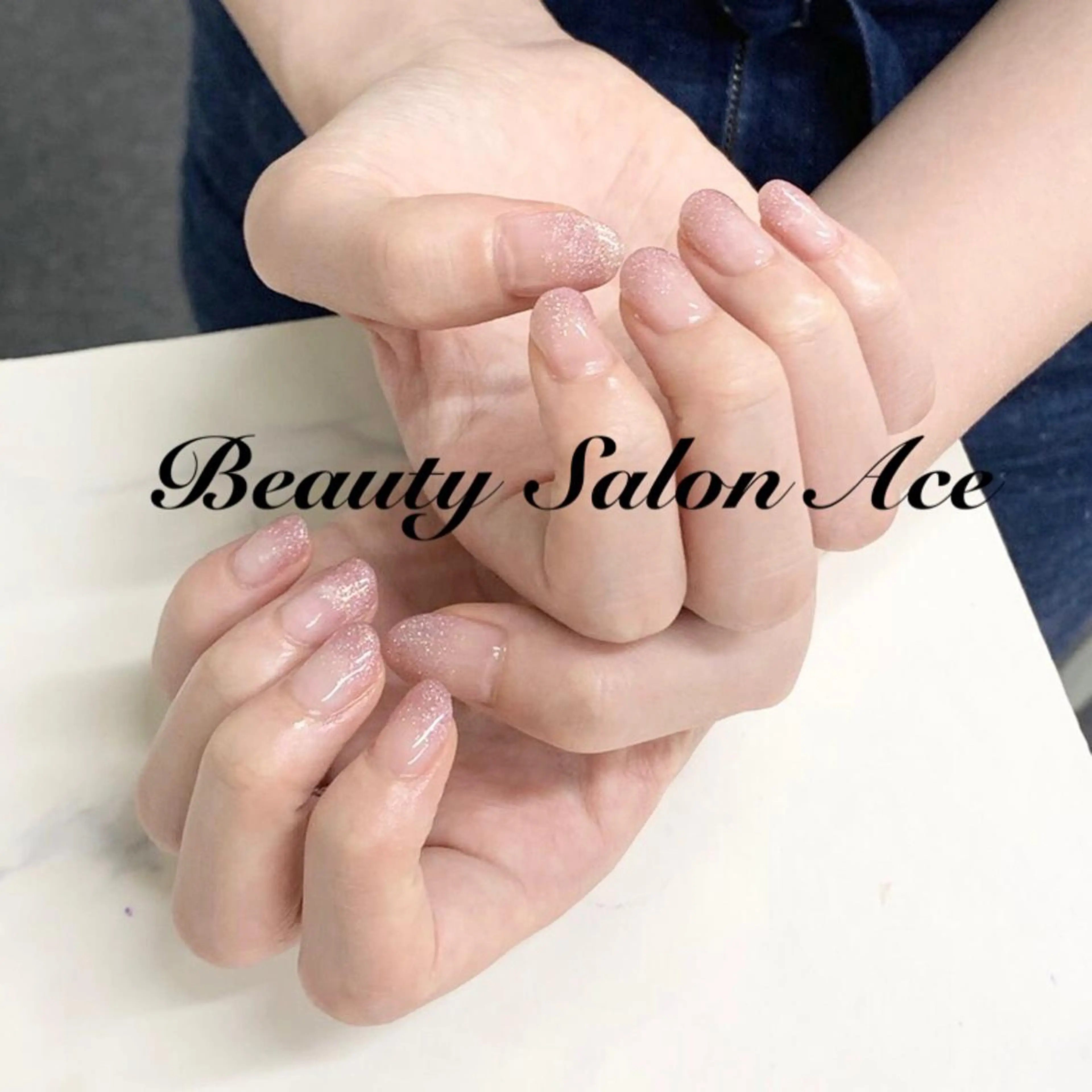 ネイル アートネイル ジェルネイル グラデーション ラメ(グリッター) ラメグラデーション ハンドネイル ハンドケア Beauty Salon Ace（ネイルサロン　エース）所属・池袋フィルイン Ace♡長さだしのネイルデザイン