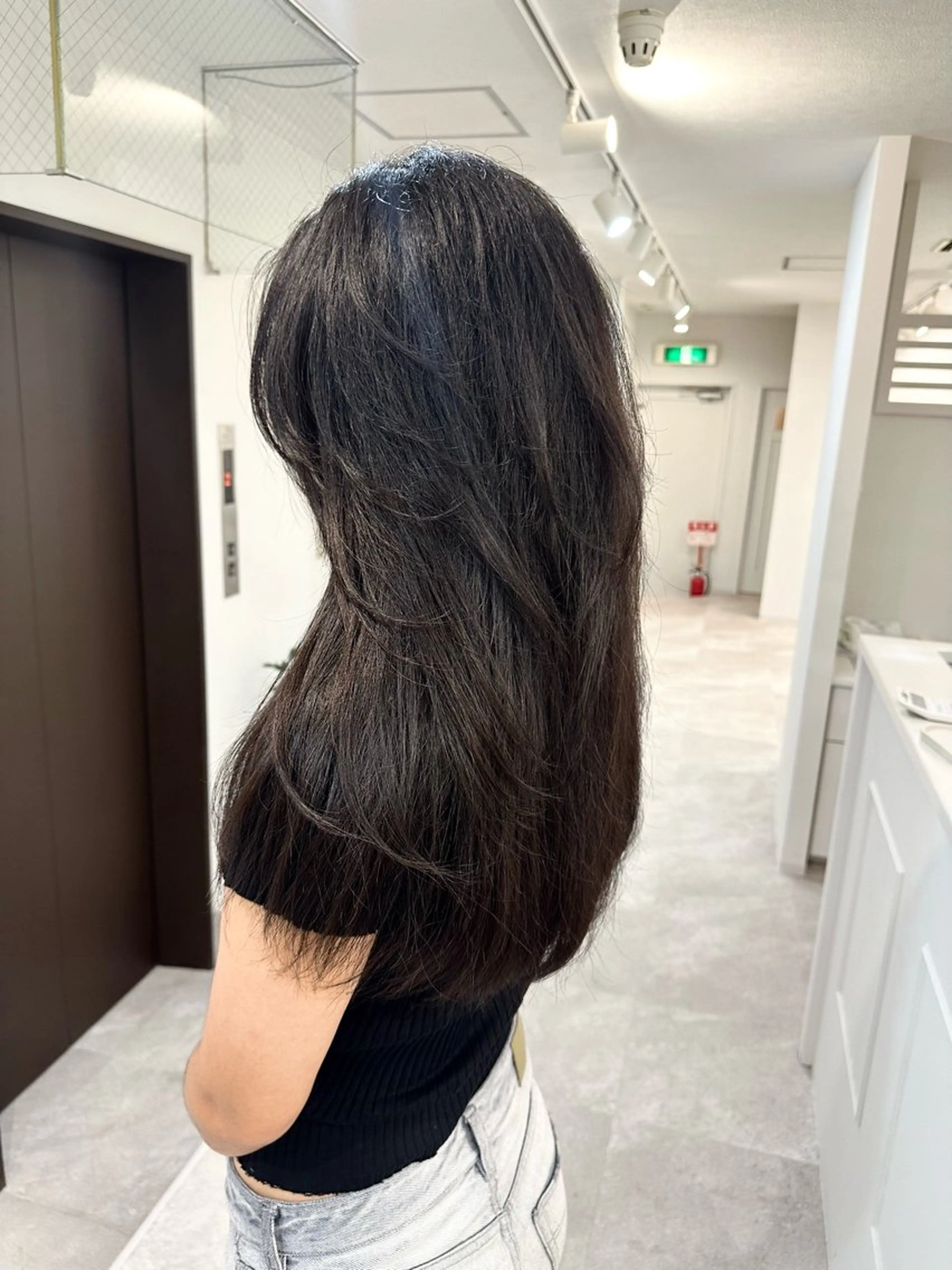 ロング カラー ヘアアレンジ SALOWIN京都河原町Suite店所属・外国人風レイヤー/ ハイトーンSHUのヘアスタイル