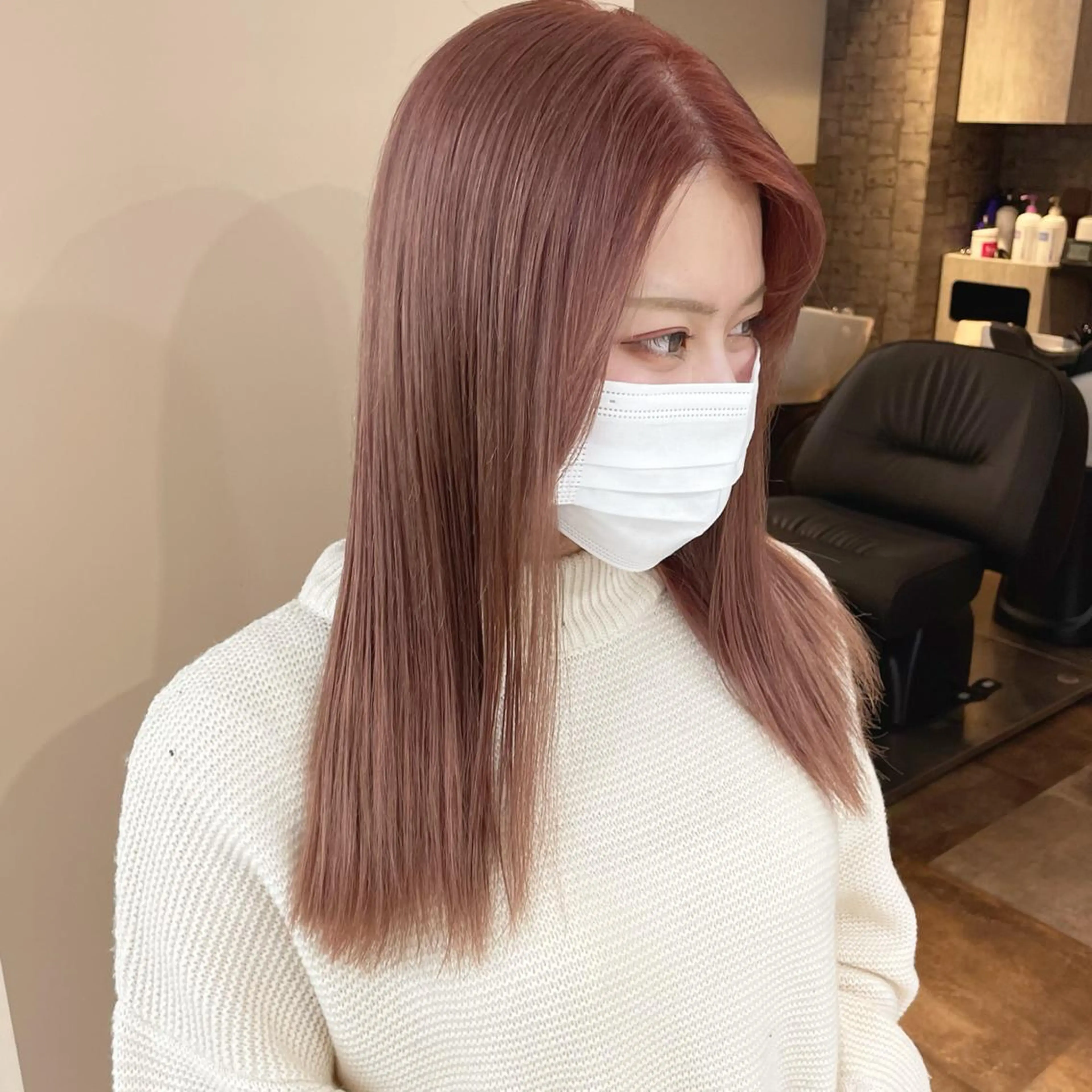 ミディアム ヘアカラー rina／ベージュ ワンホン/韓国ヘアのヘアスタイル