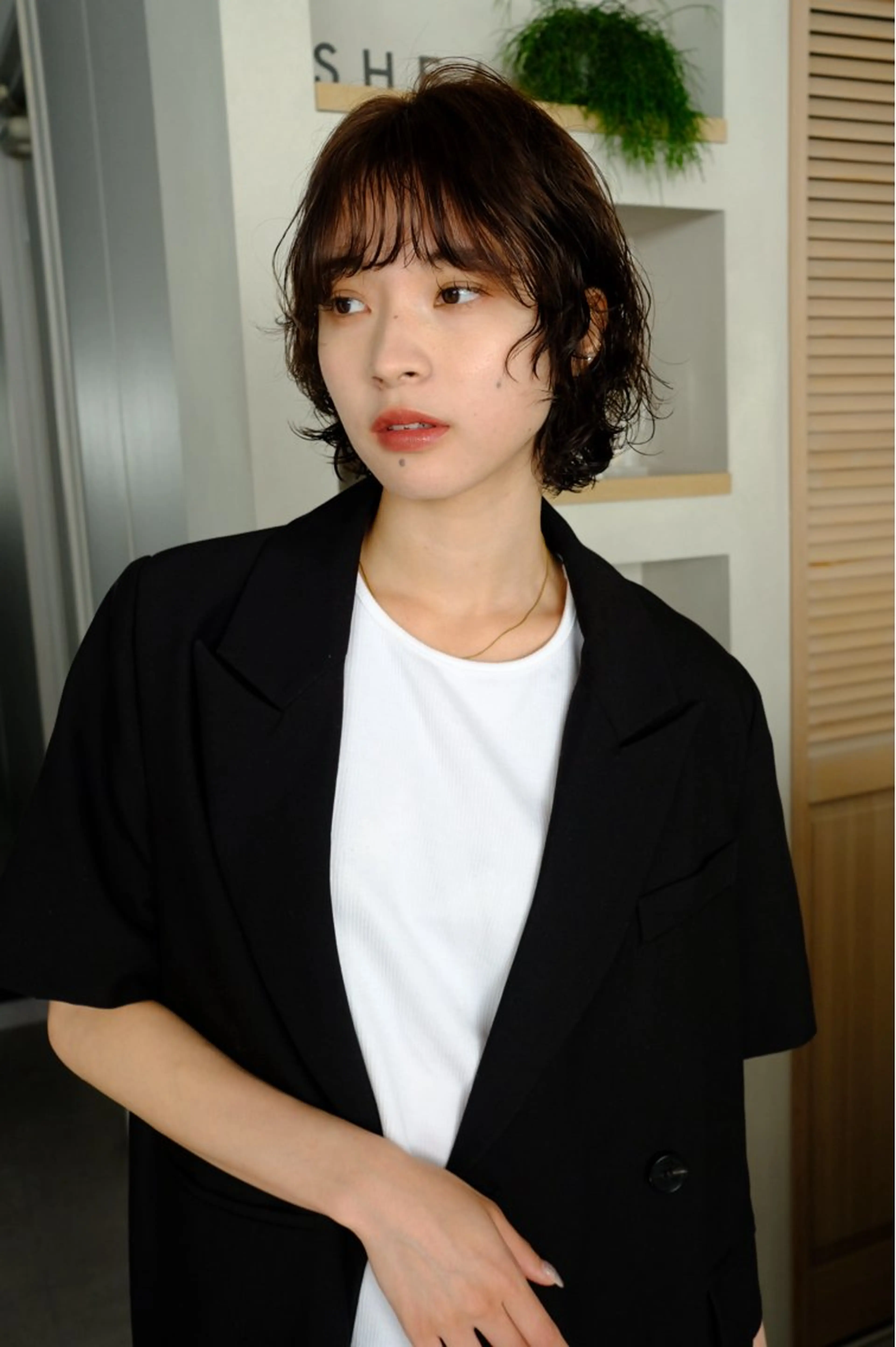 ミディアム パーマ 頭皮につけないカラー /白髪ぼかし/実加永のヘアスタイル