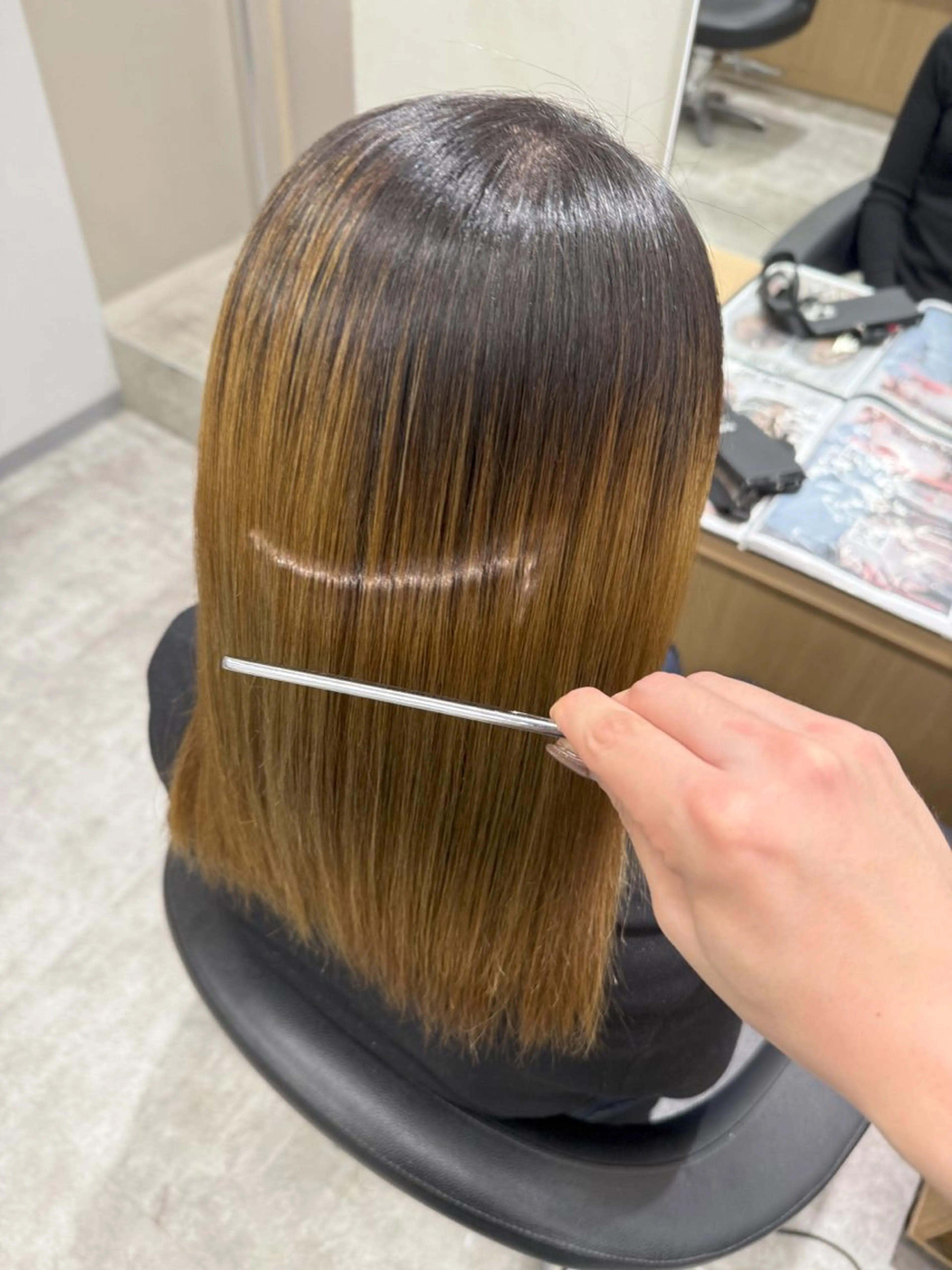 ミディアム パーマ 髪質改善 縮毛矯正 雰囲気似合わせ/永田 汰伊智/艶カラー🫧のヘアスタイル