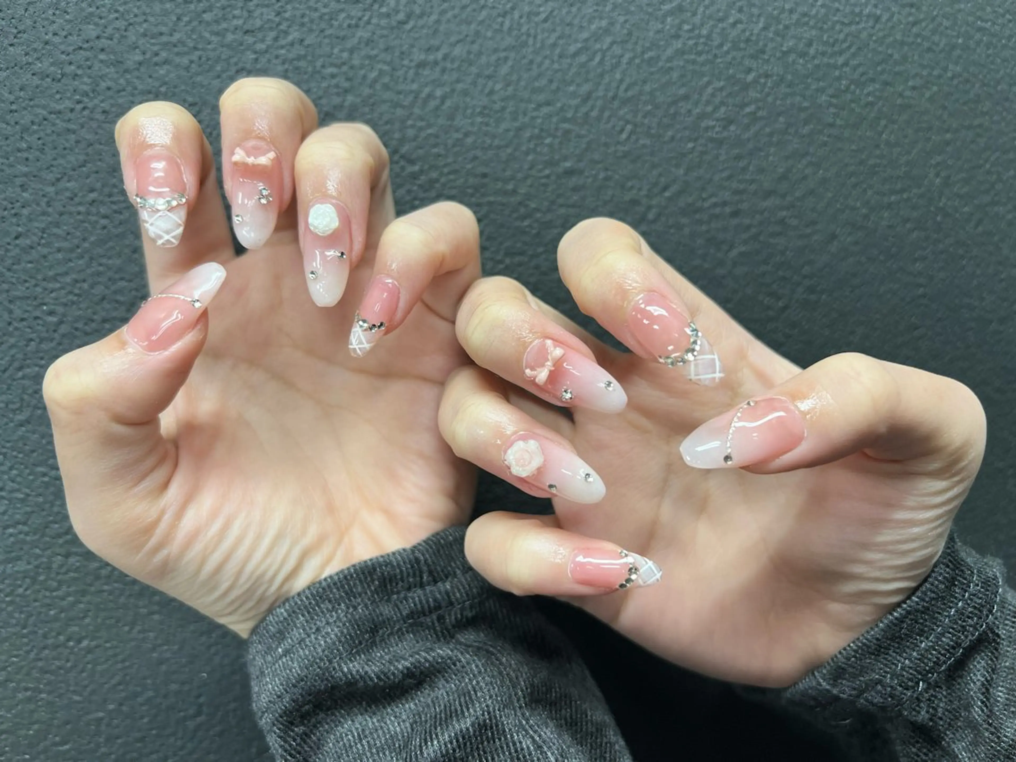 ネイル ハンドネイル Tini ANA.CHUOのネイルデザイン