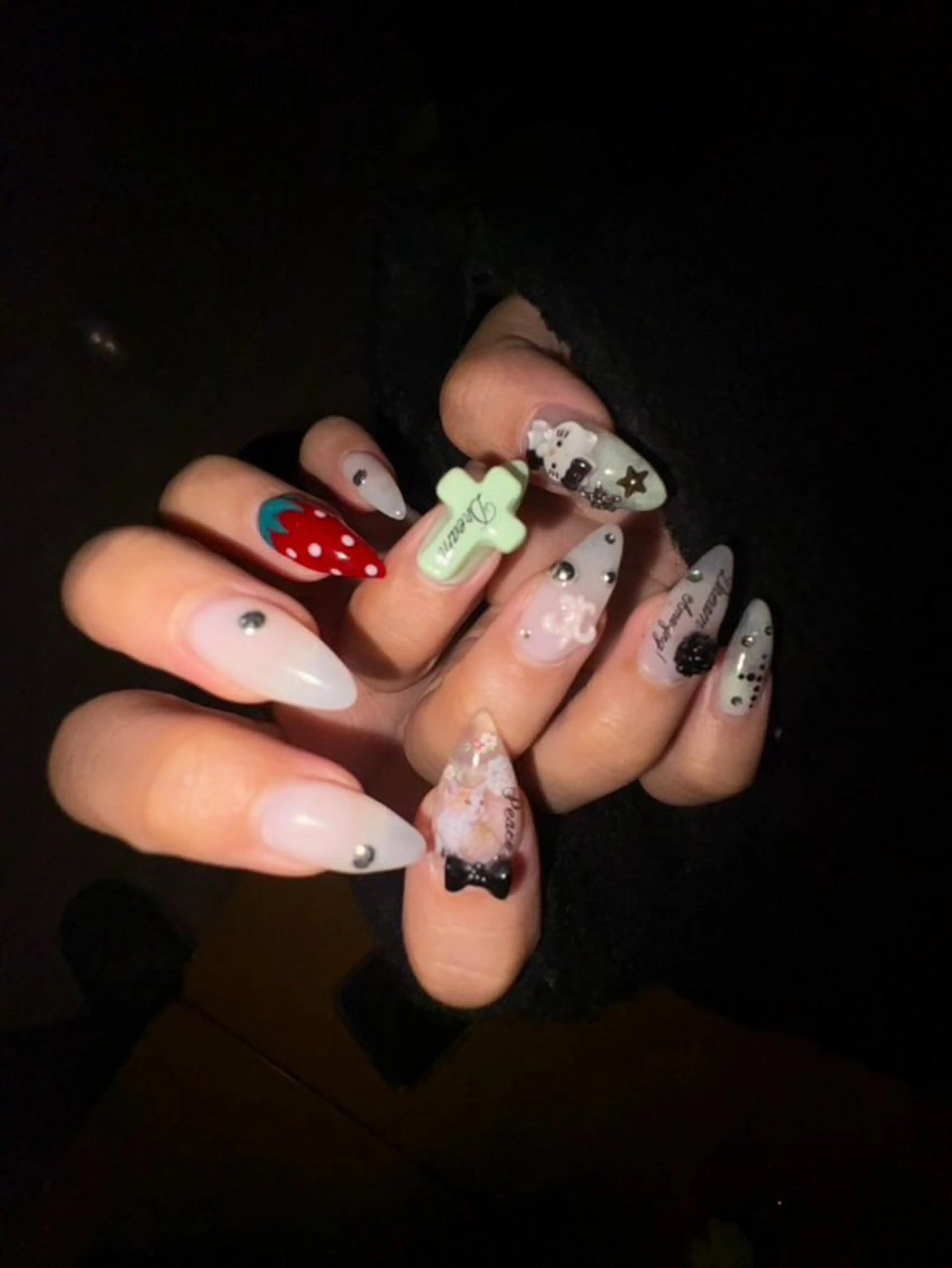 ネイル DL・BEAUTY / YUKIのネイルデザイン