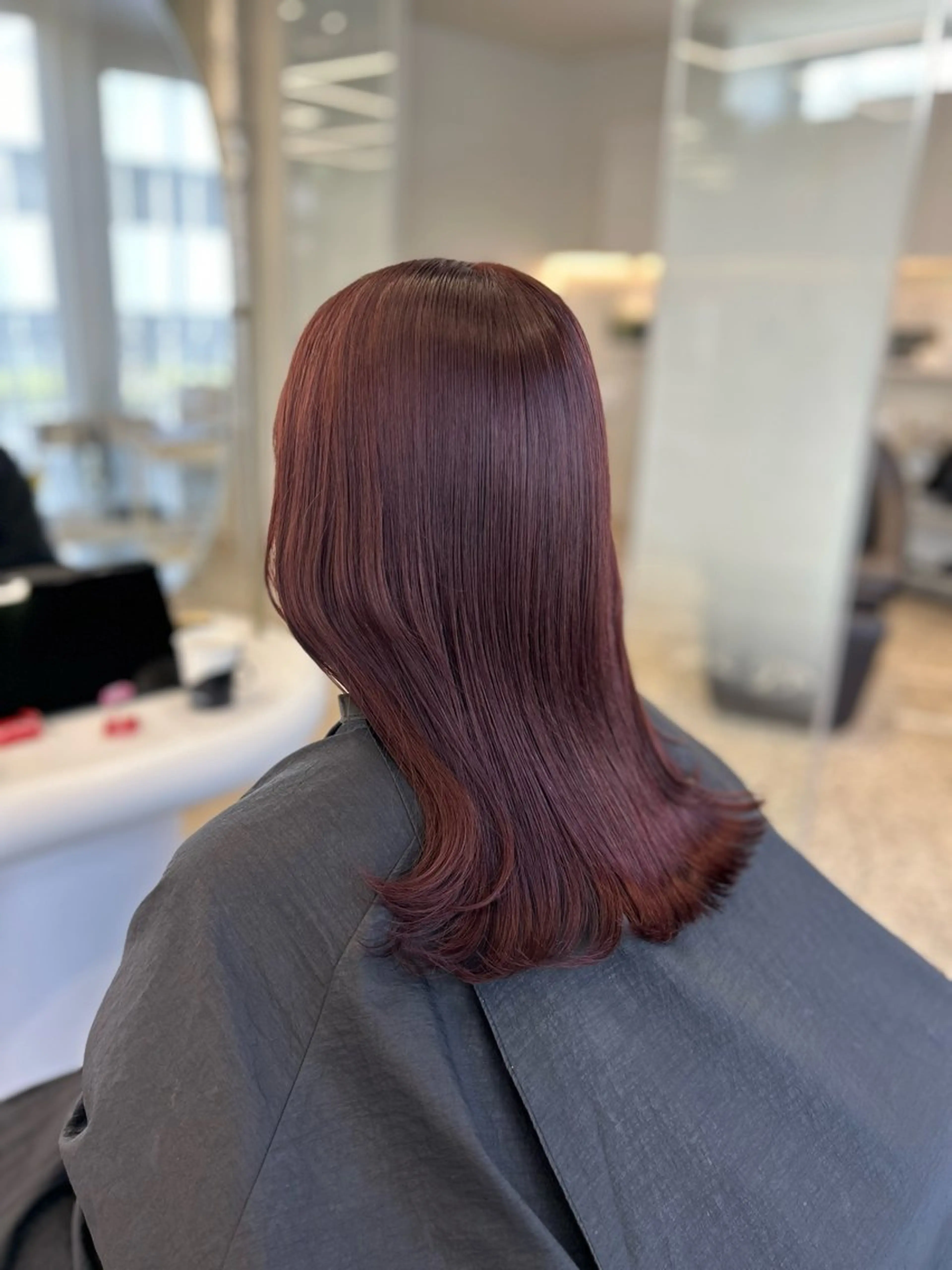 ミディアム ヘアカラー 👒透明感カラー yui👒のヘアスタイル