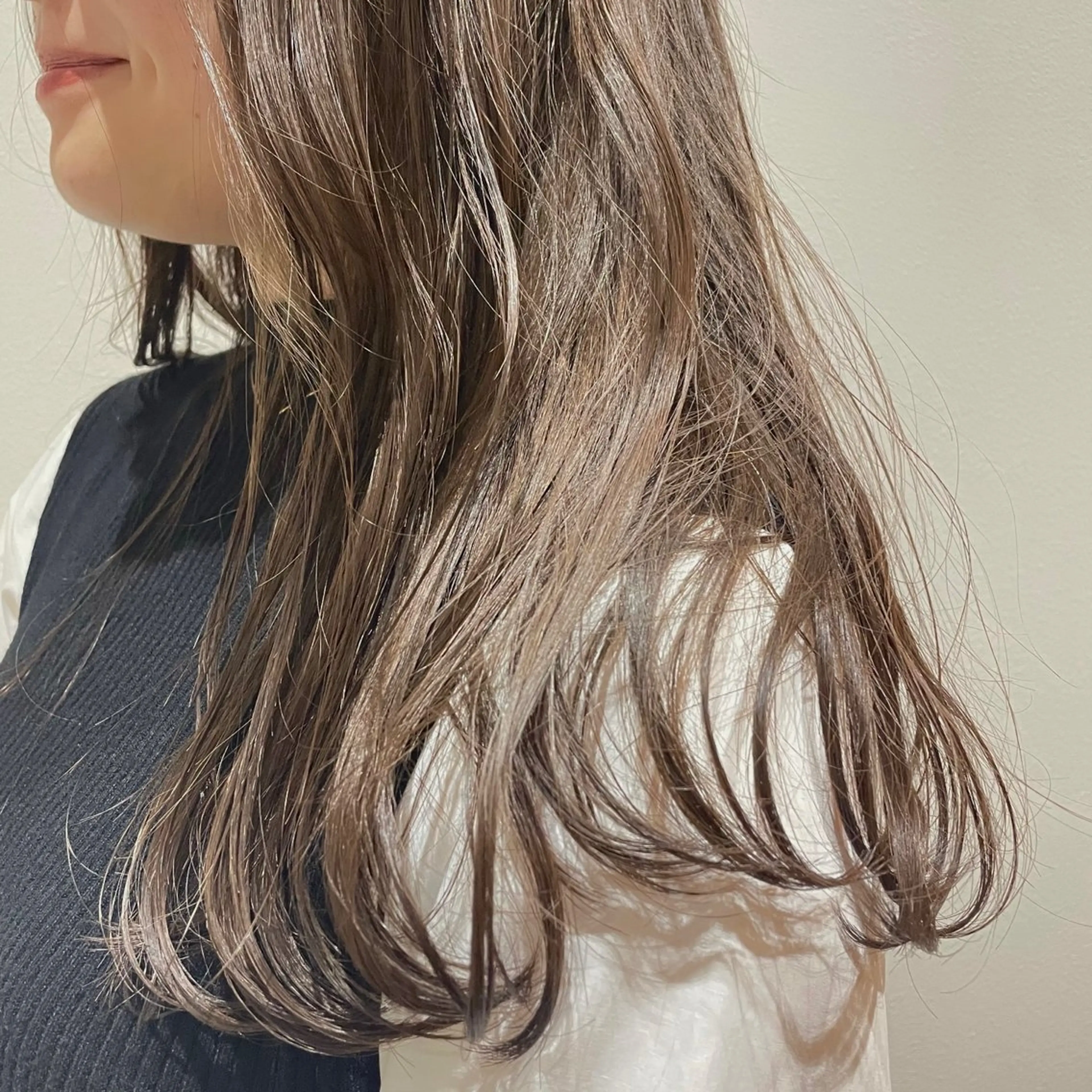 ロング LORO.hairmake&spa所属・山﨑 ひよりのヘアスタイル