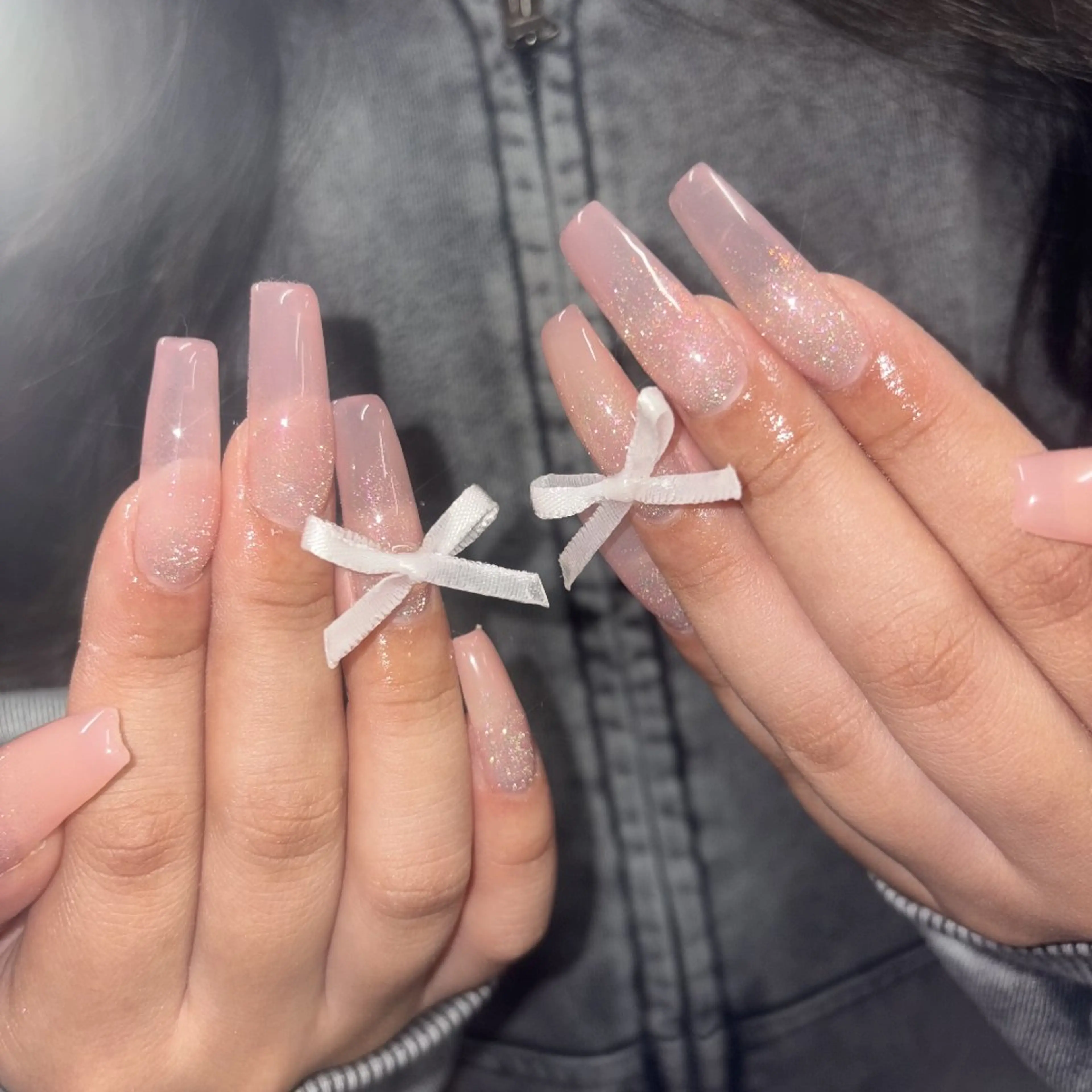 ネイル 持ち込み ワンカラーネイル ピンク リボン ハンドネイル Nail Salon Lua　(KK)のネイルデザイン