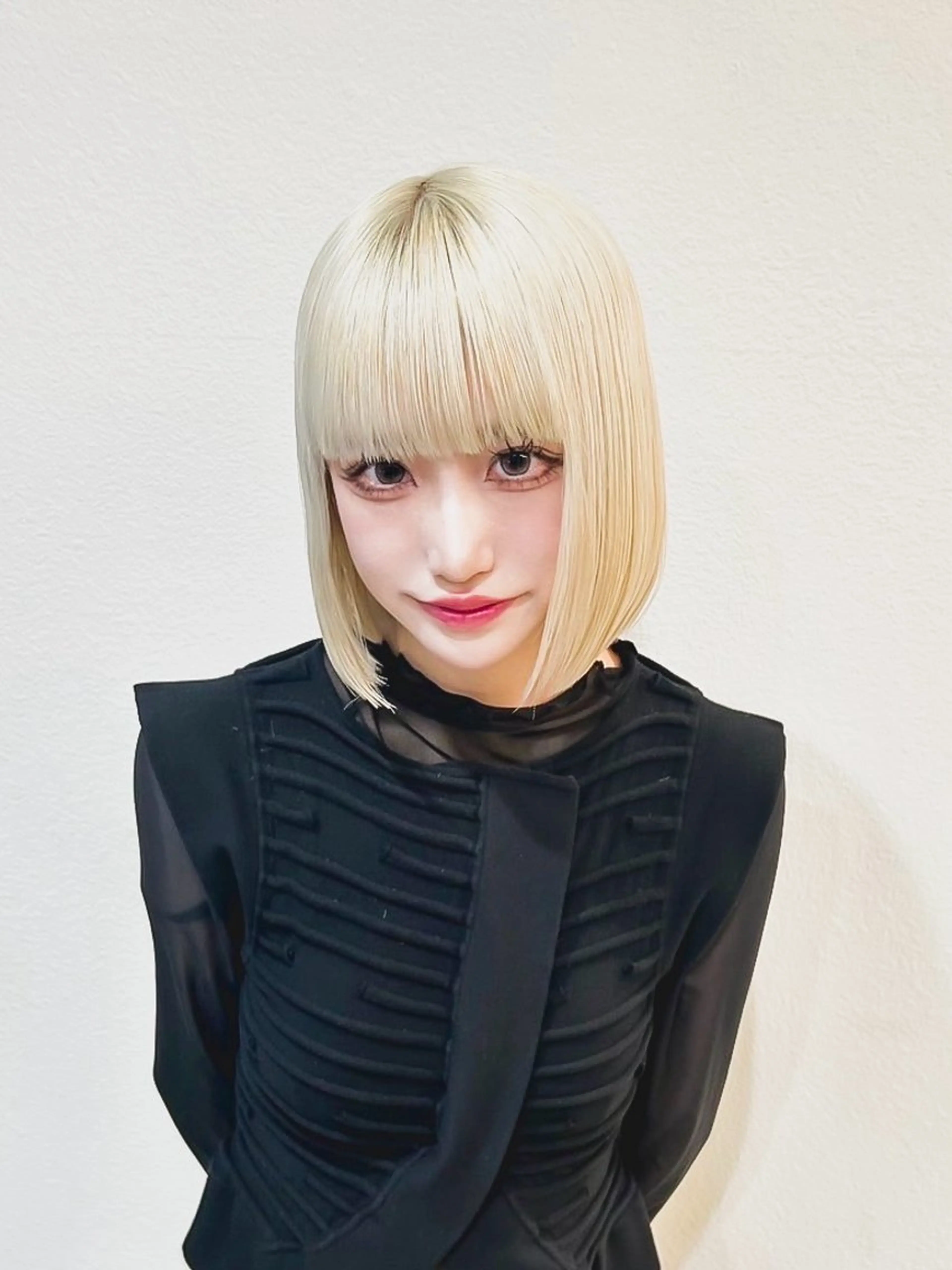 ミディアム カラー ブロンド ハイトーンカラー ボブ カット ヘアカラー トリートメント ハイトーン/レイヤー /ウルフ⭐️永田⭐️のヘアスタイル