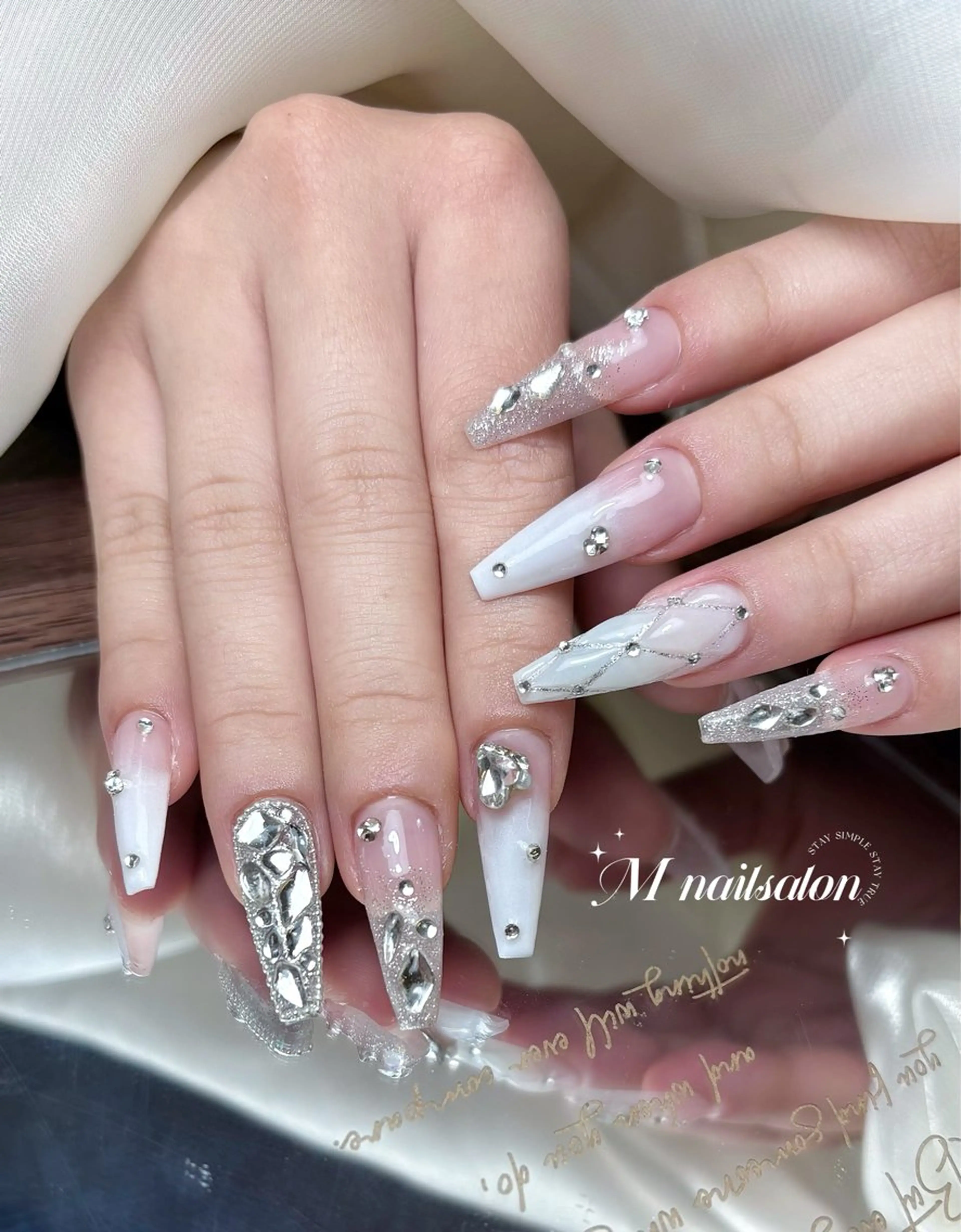 ネイル ハンドネイル M🌷nail 長さだし専門店のネイルデザイン