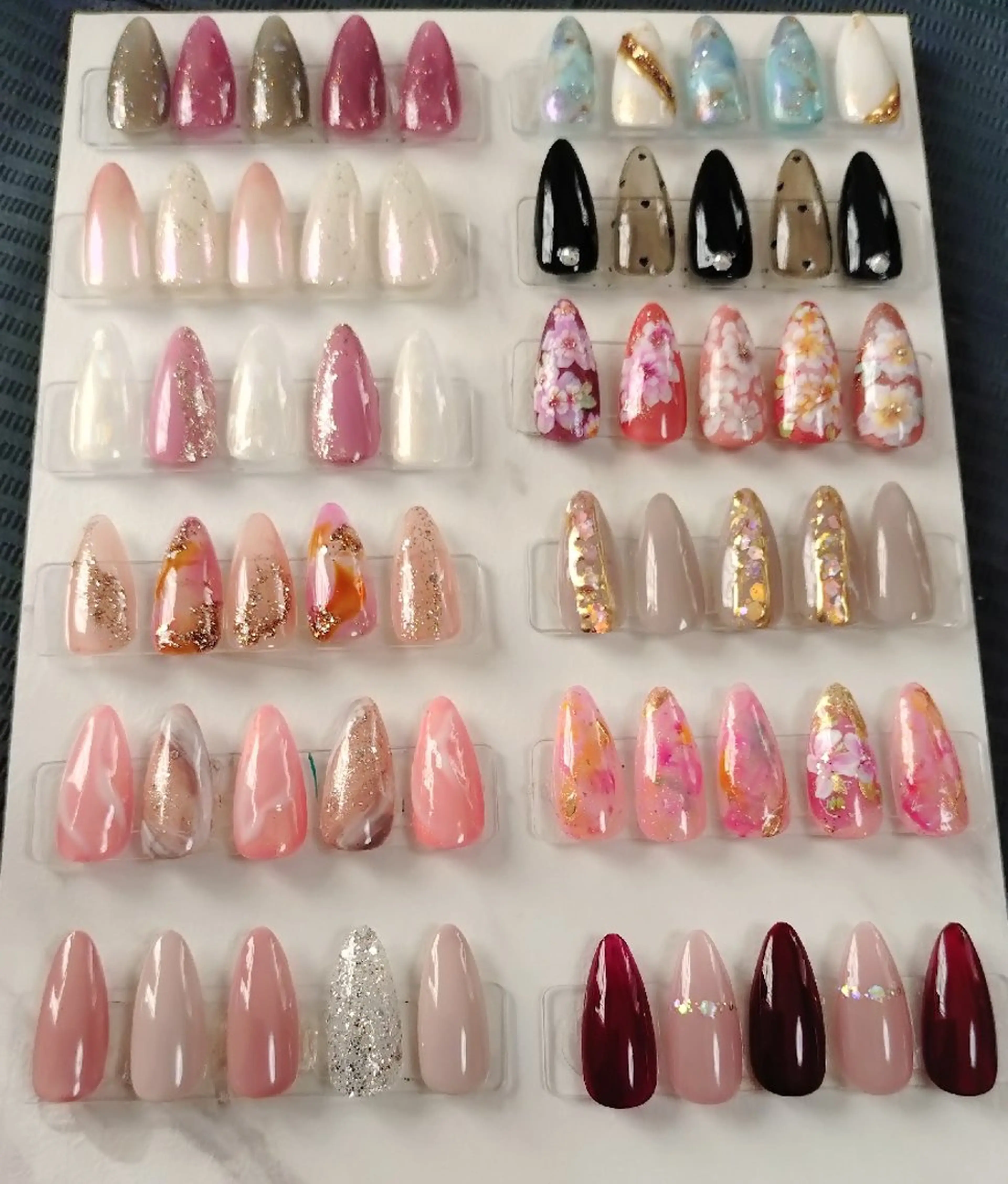 ネイル 野島 亜美のネイルデザイン