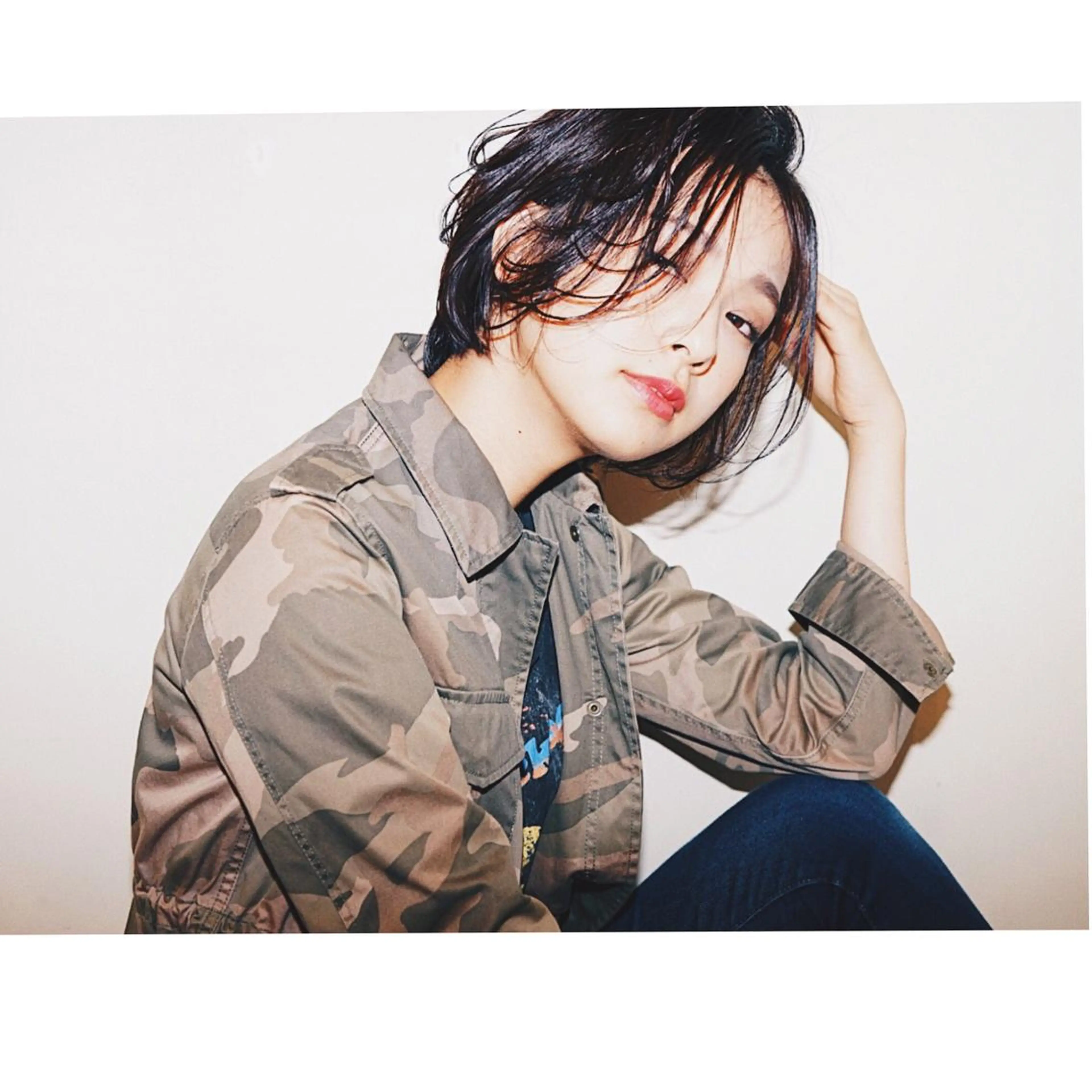 ショート カラー ✨艶ブリーチカラー ✨四ノ宮裕己のヘアスタイル