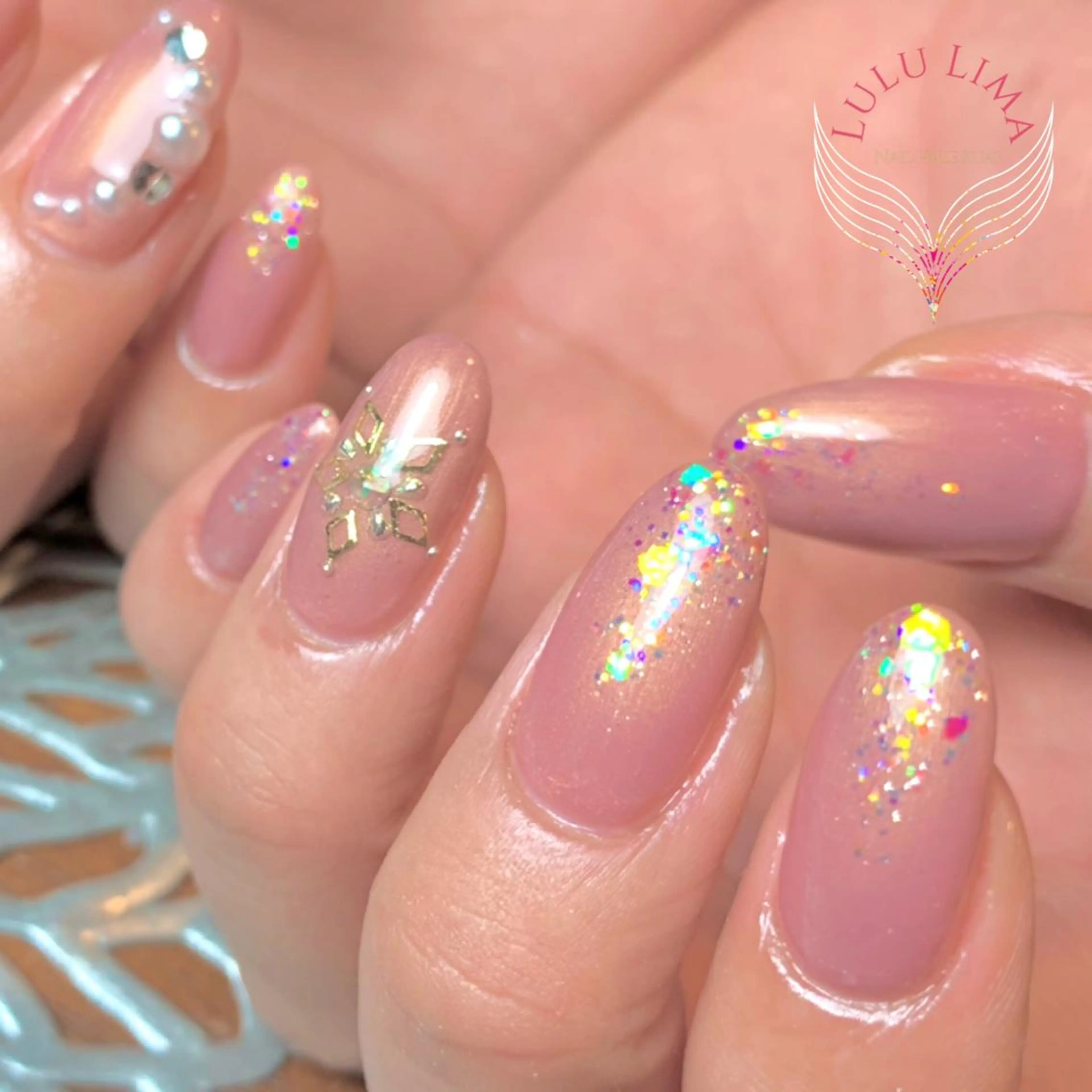 ネイル アートネイル ラメ(グリッター) ハンドネイル ハンドケア LULU LIMAのネイルデザイン