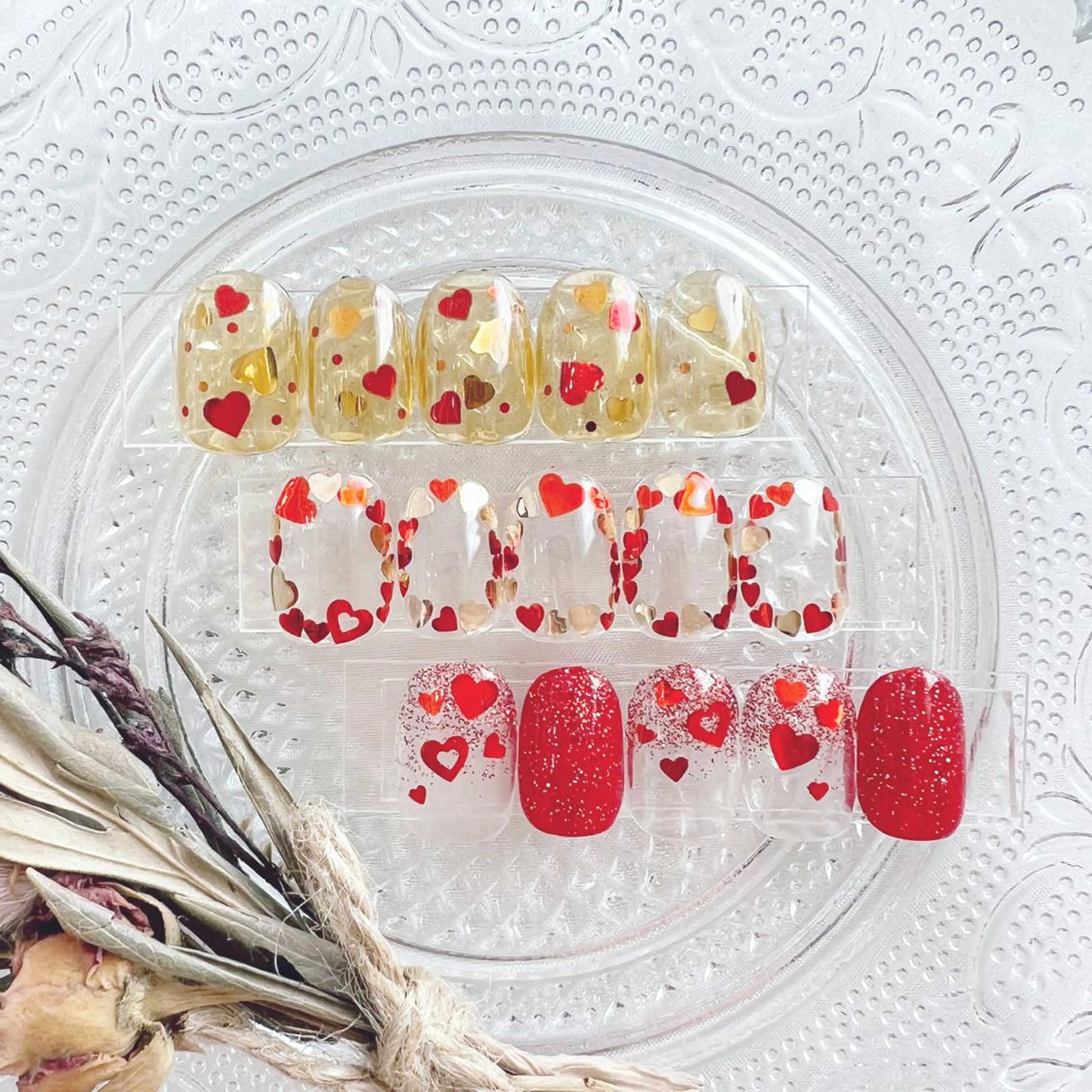 ネイル シンプルネイル バレンタイン 冬ネイル クリスマス ハンドネイル peaberry nailのネイルデザイン