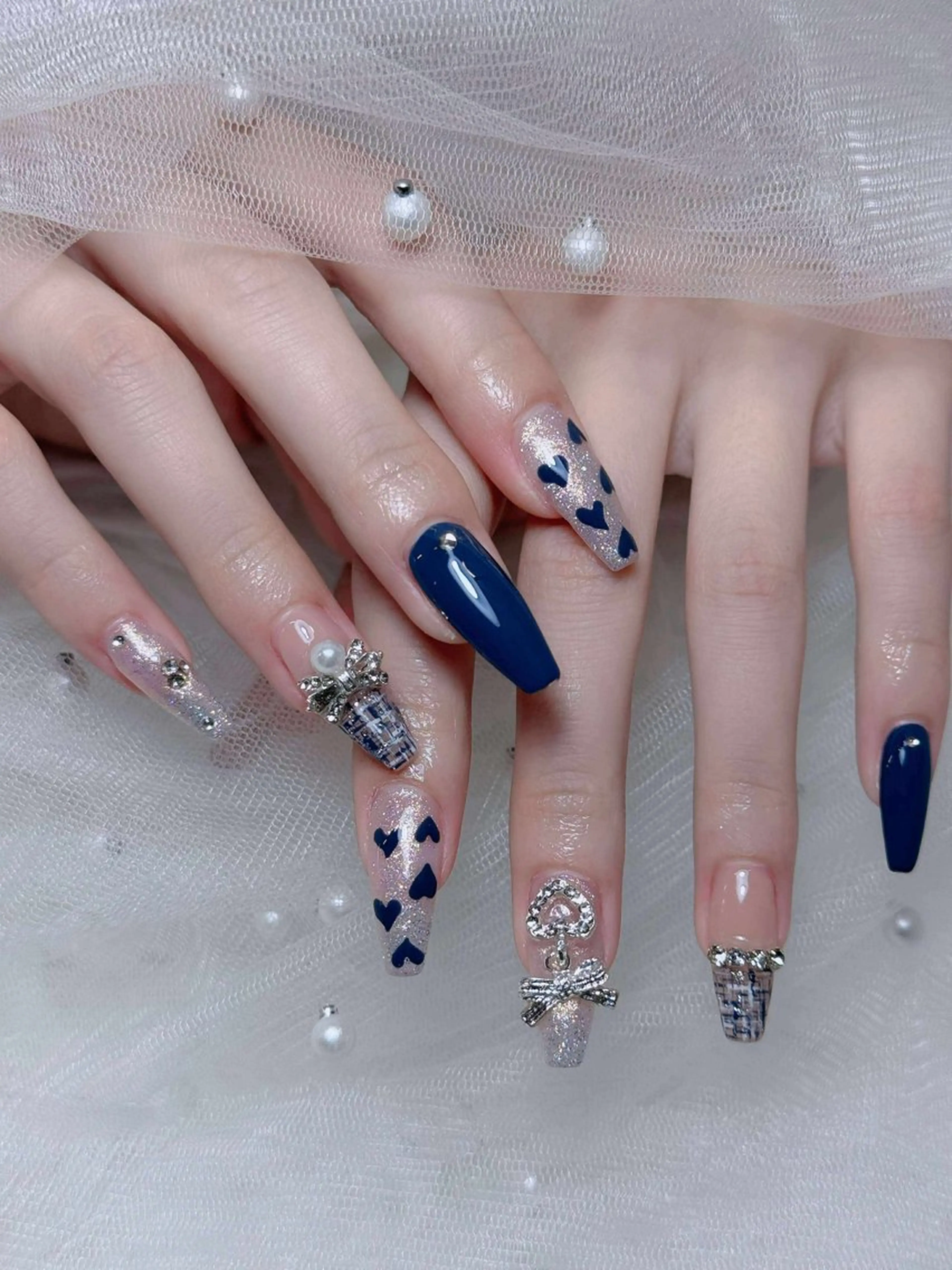 ネイル オーロラネイル チークネイル フットネイル フレンチネイル ハロウィン ハンドネイル Lumi Nail 新大久保3‘のネイルデザイン