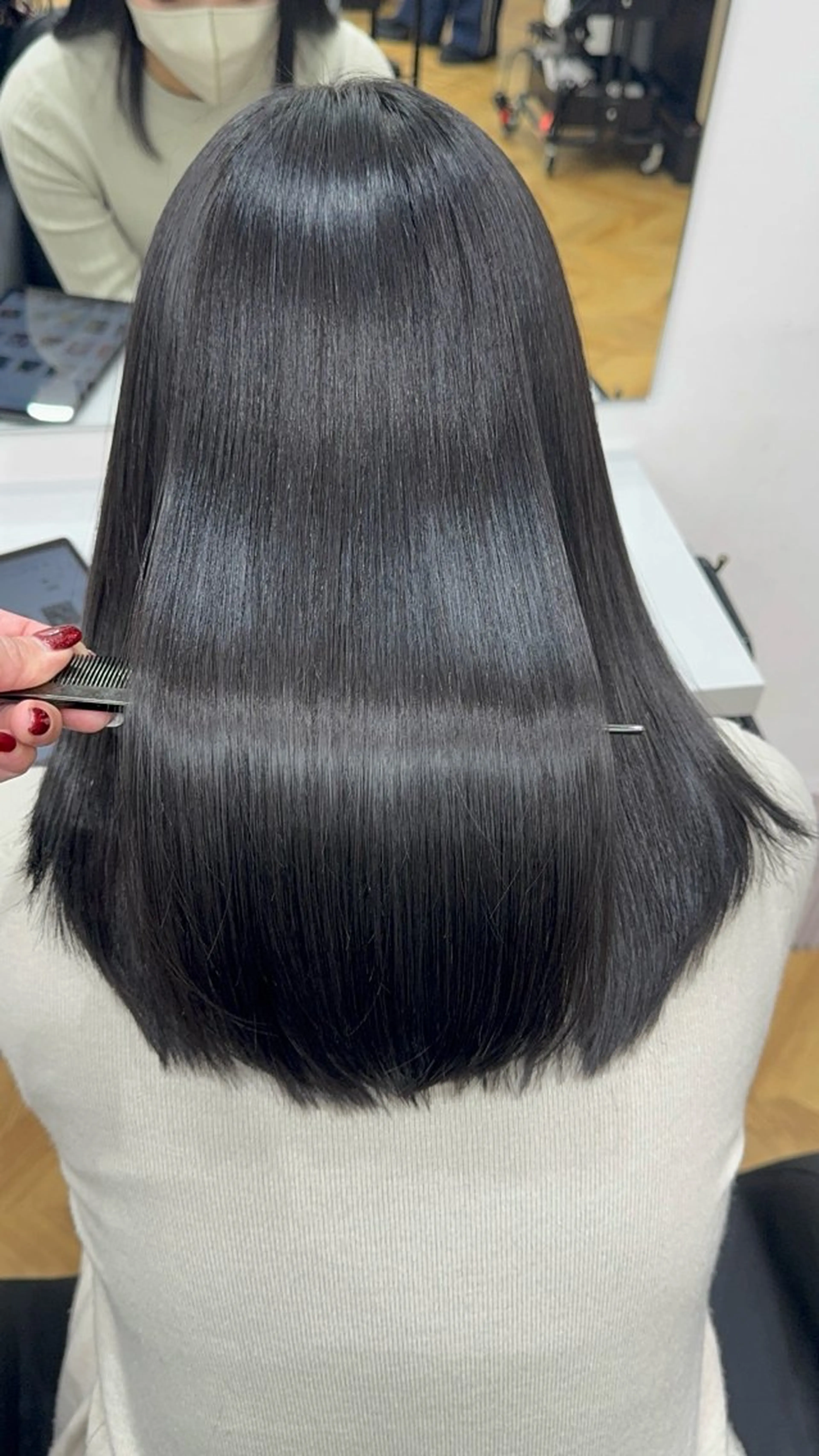 ミディアム カット ヘアカラー トリートメント 髪質改善/艶髪💎 ウエキ リカのヘアスタイル